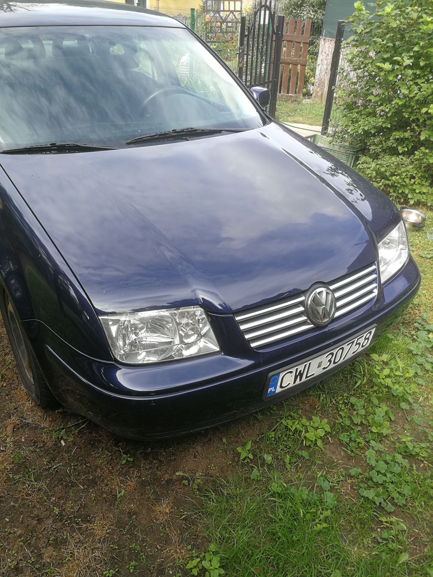 Widok pojazdu z przodu