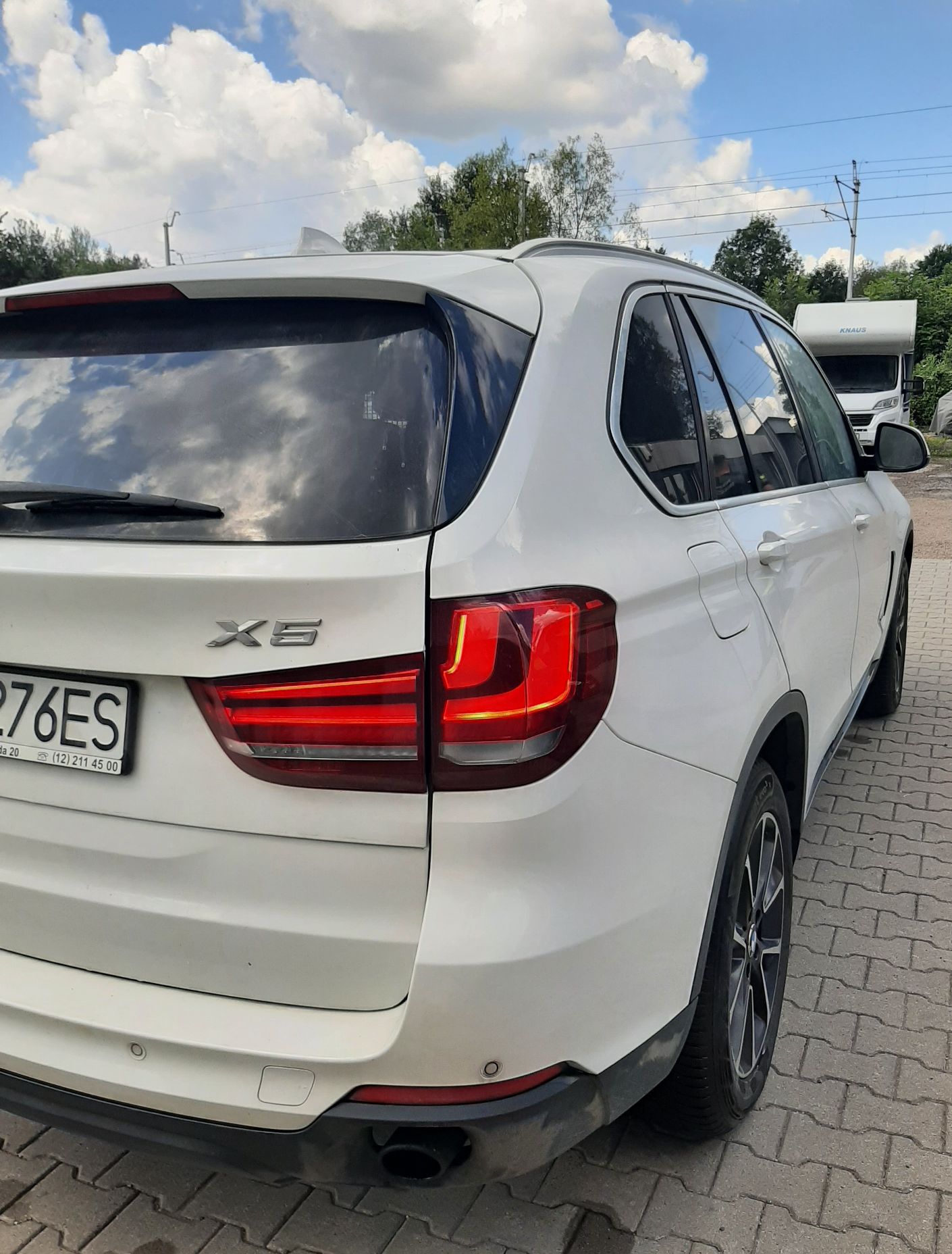 Prawy tył samochodu BMW X5