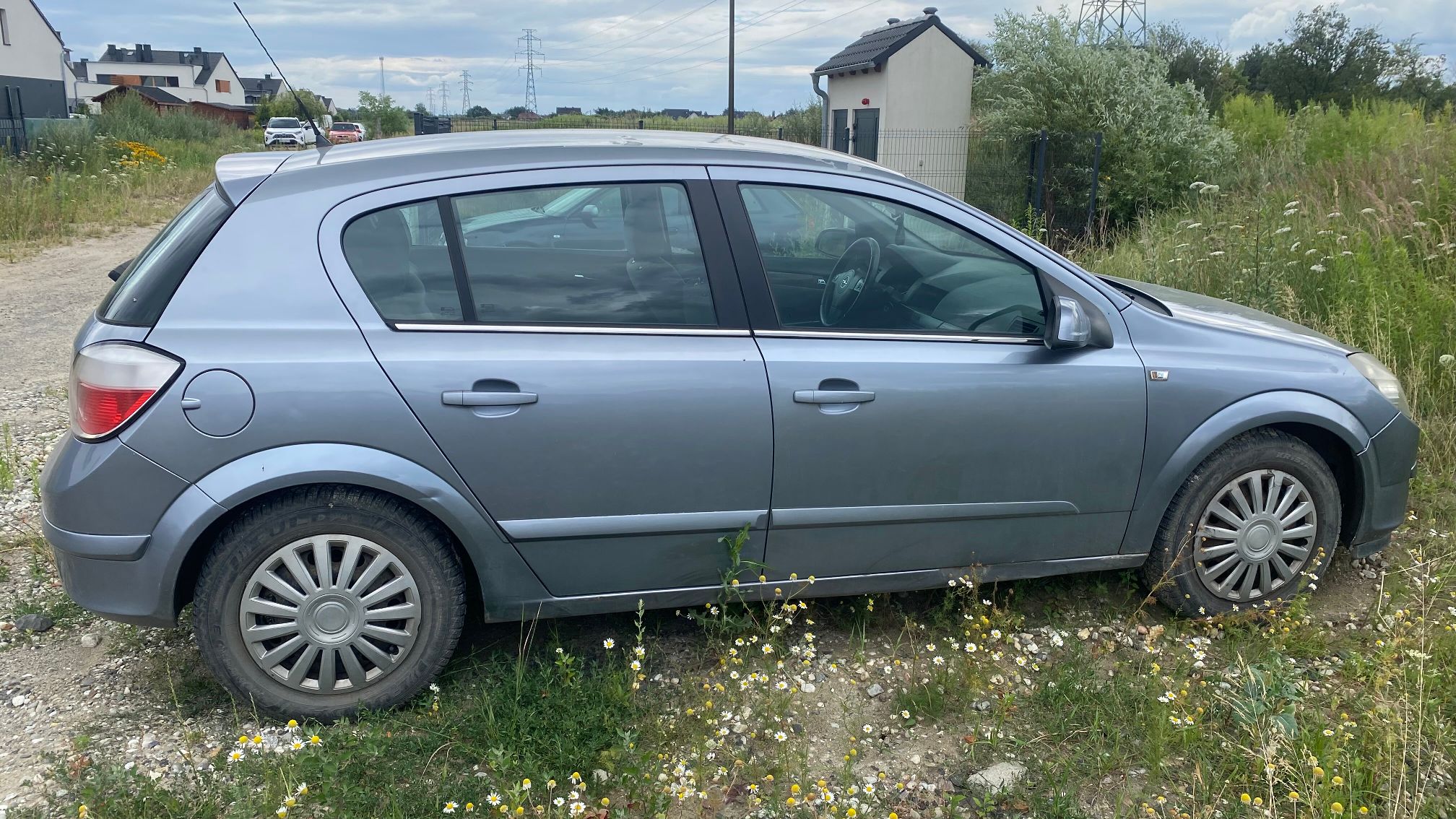 Opel Astra - zdjęcie 2