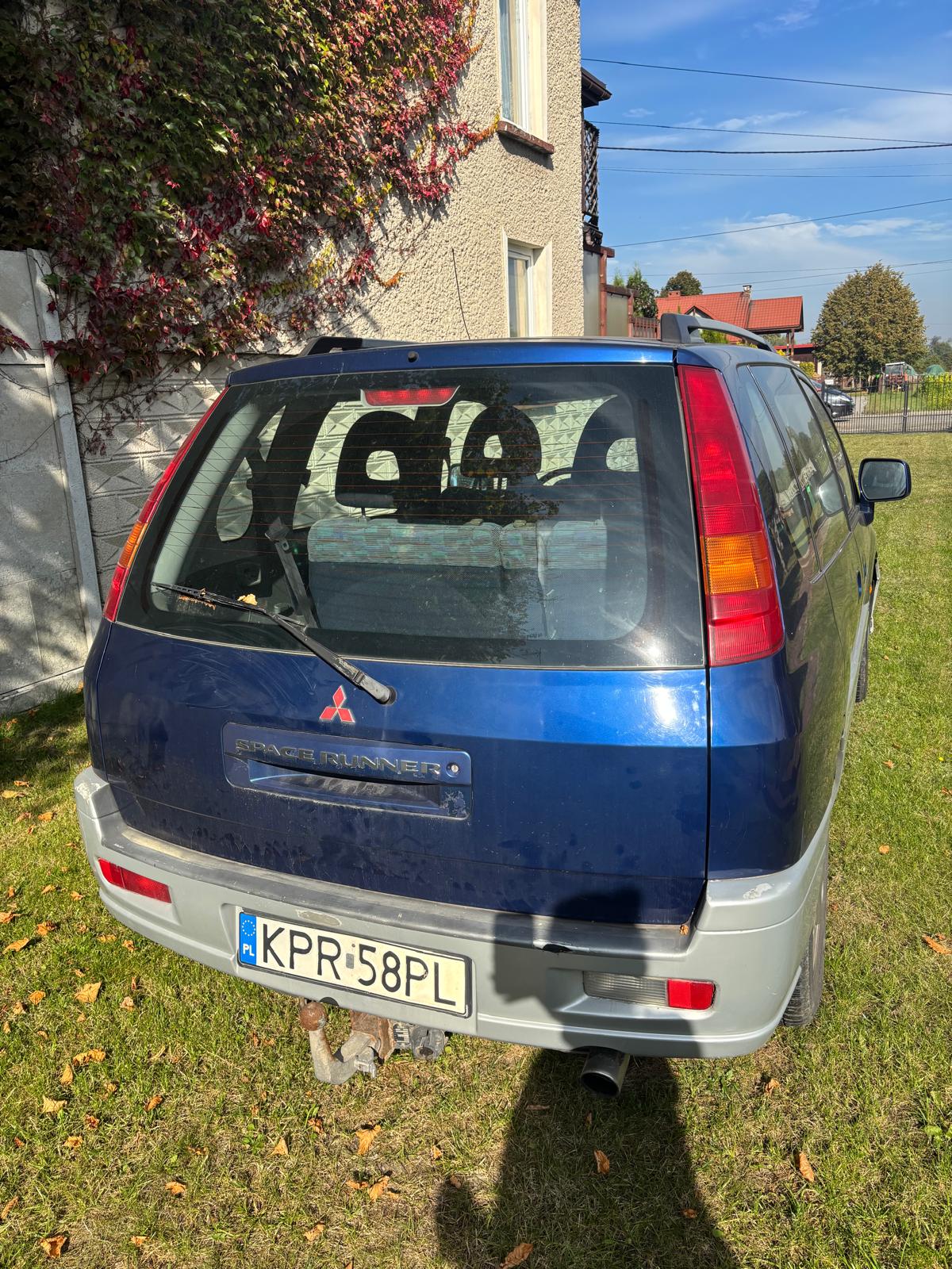 Mitsubishi Space Runner - detal