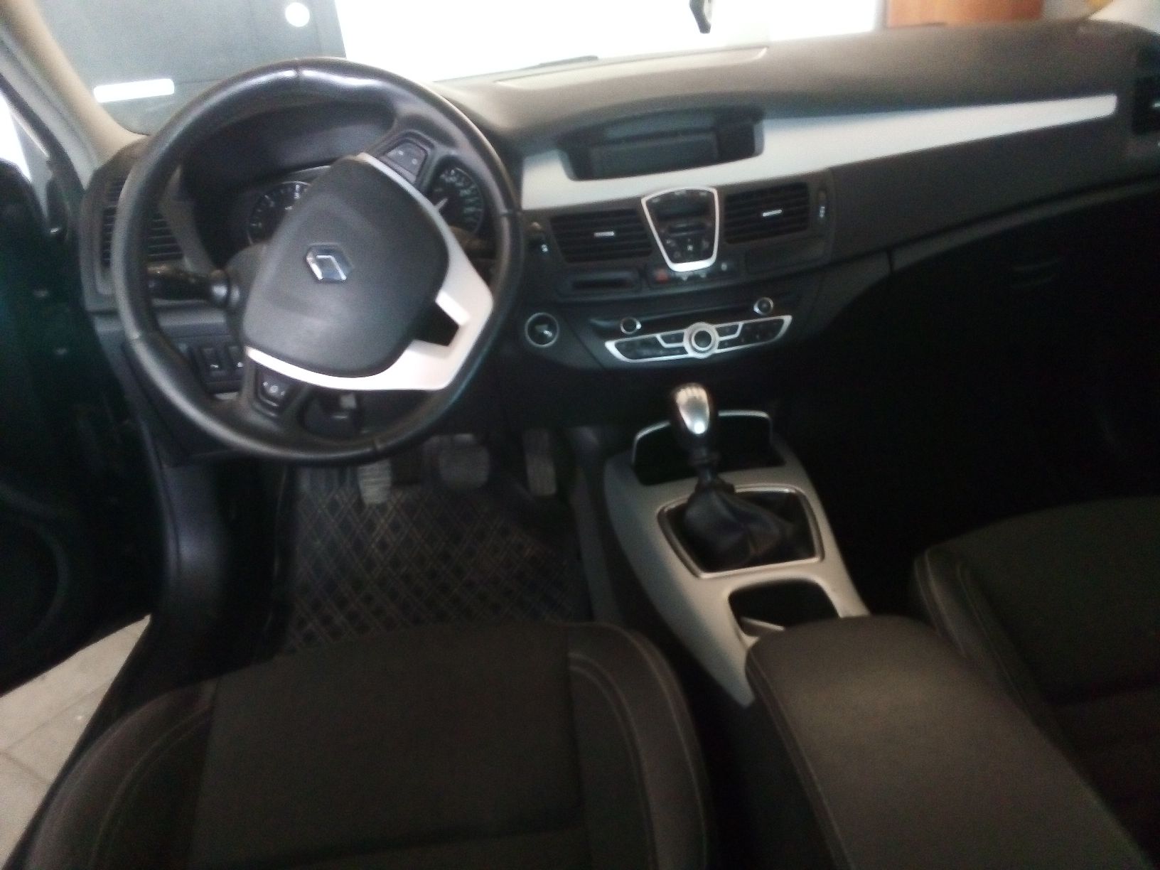 Renault Laguna - zdjęcie 5