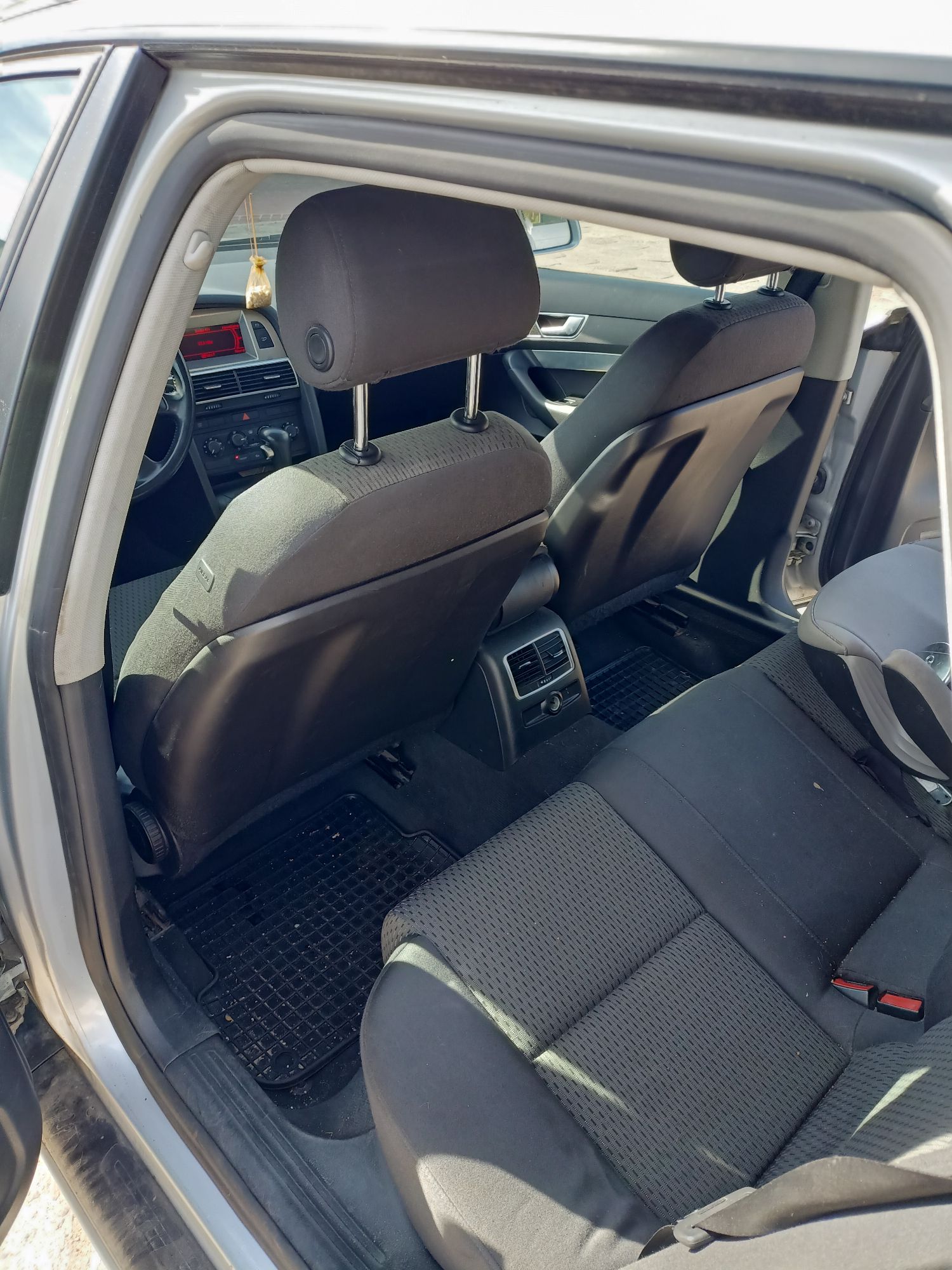 Audi A6 - zdjęcie 5