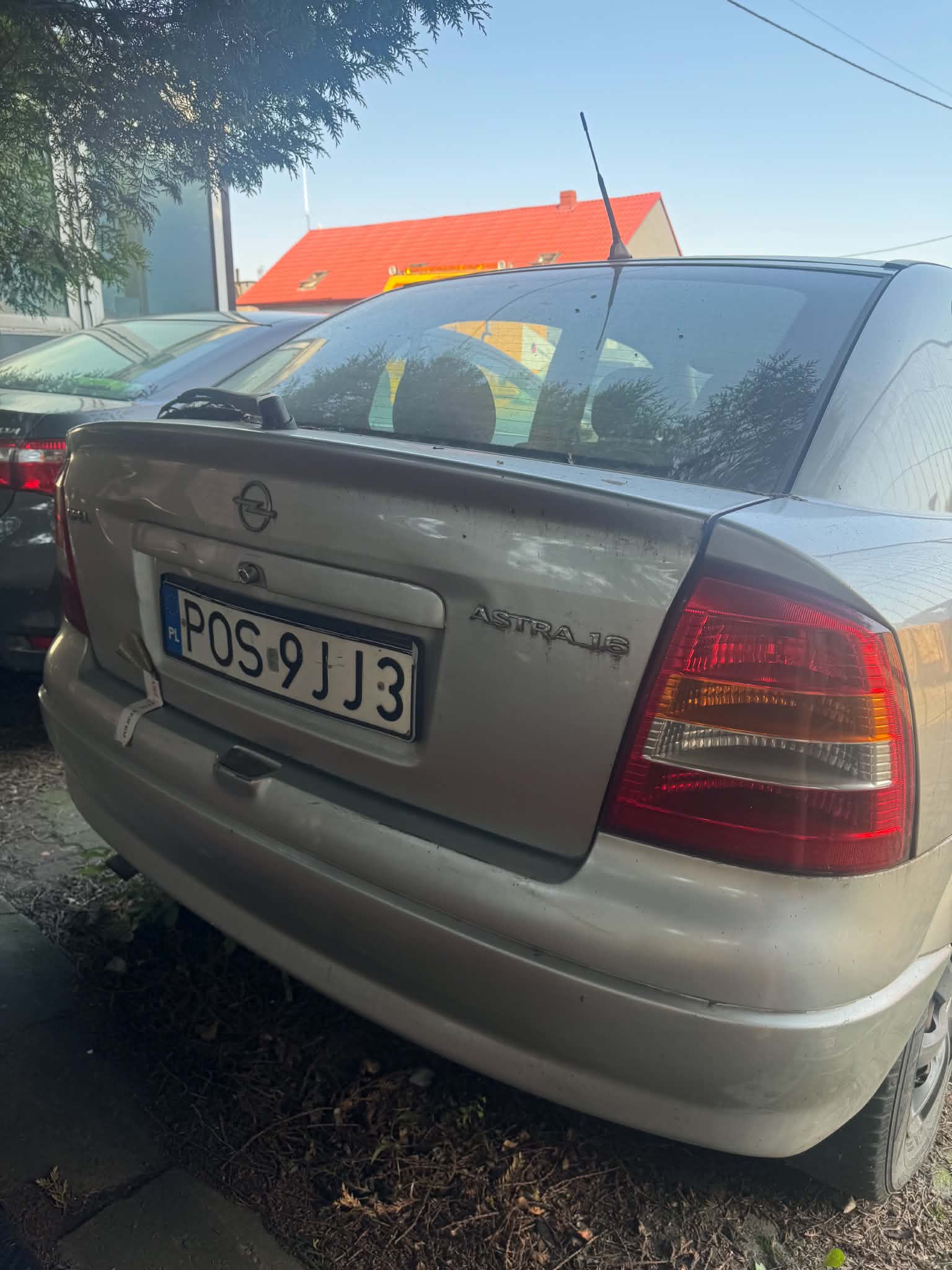 Opel Astra - zdjęcie 3