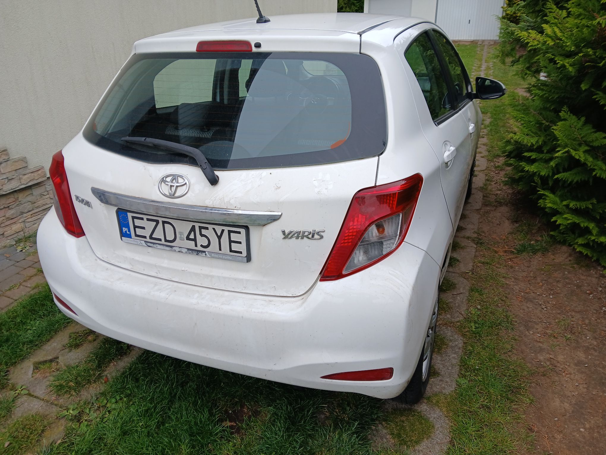 Toyota Yaris 2013 - zdjęcie 3