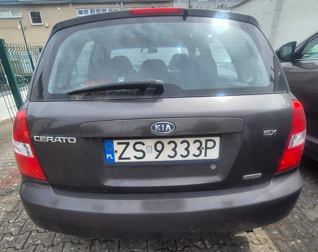 Kia Cerato - zdjęcie 4