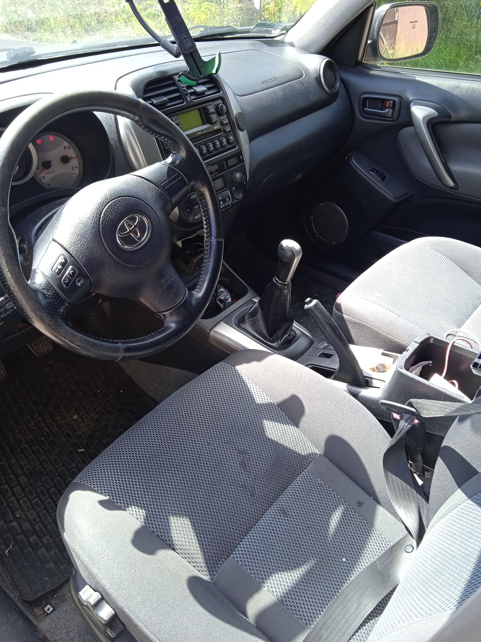Toyota RAV-4 - zdjęcie 5