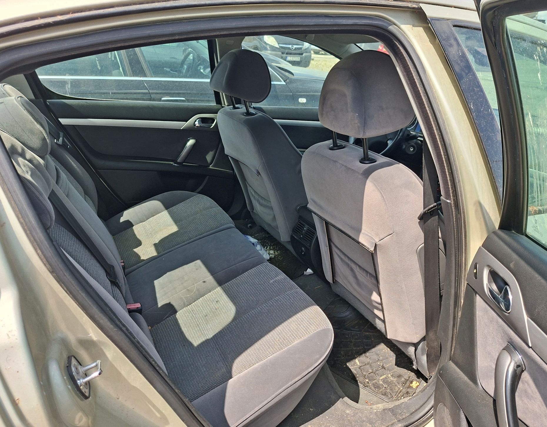 Peugeot 407 - zdjęcie przedmiotu 12