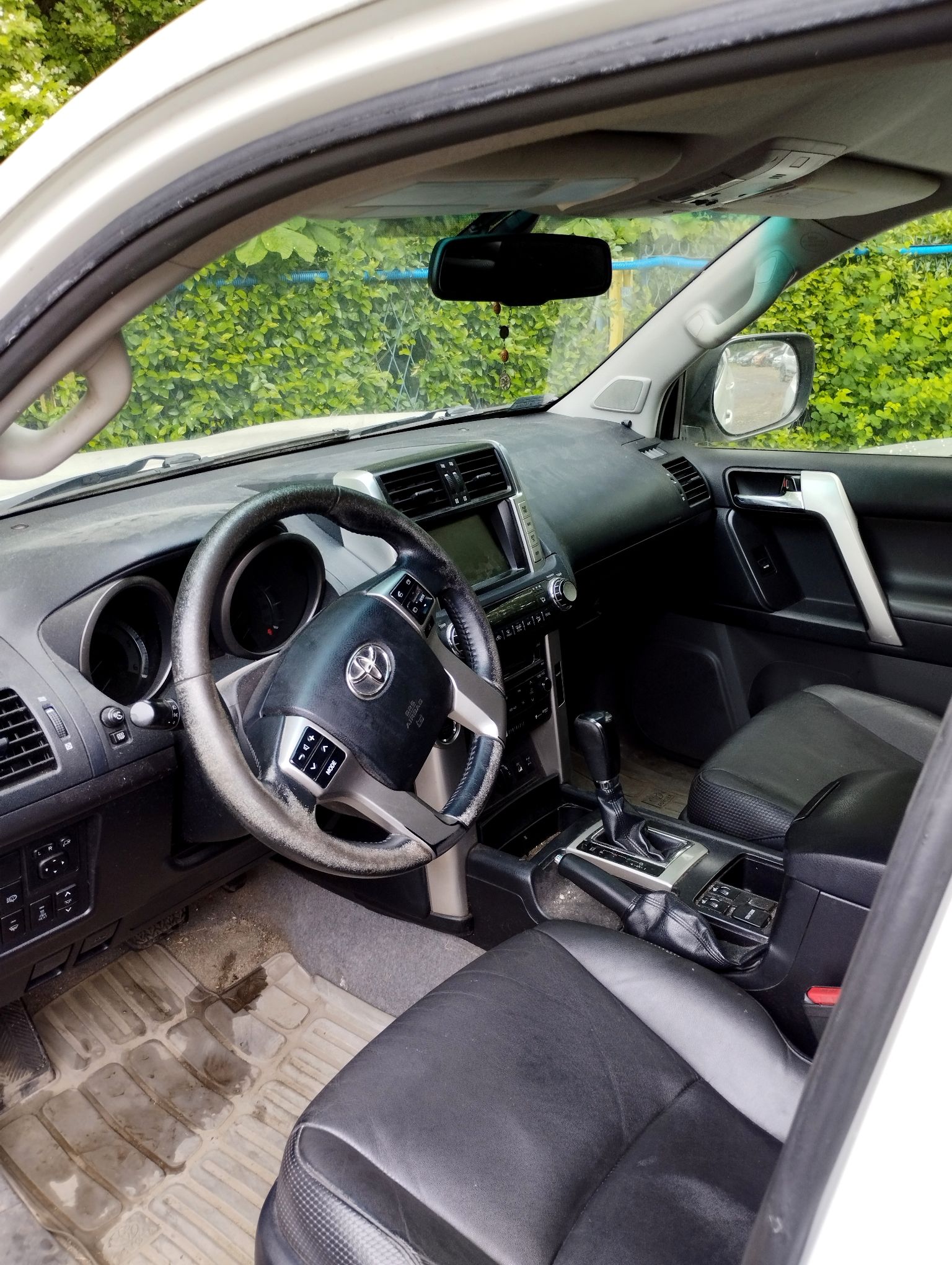 Toyota Land Cruiser 2012 - zdjęcie 7