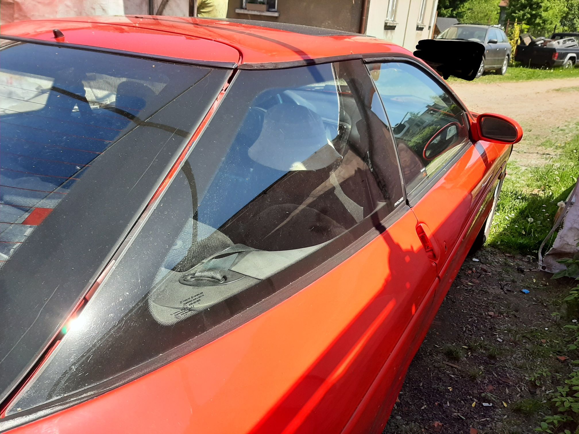 Prawy bok pojazdu FORD PROBE