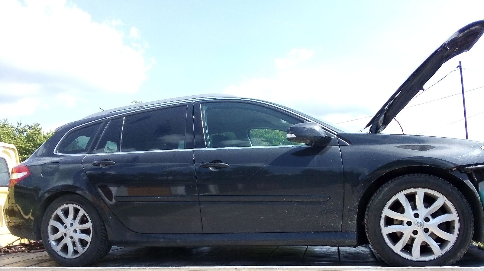 Renault Laguna - zdjęcie 1