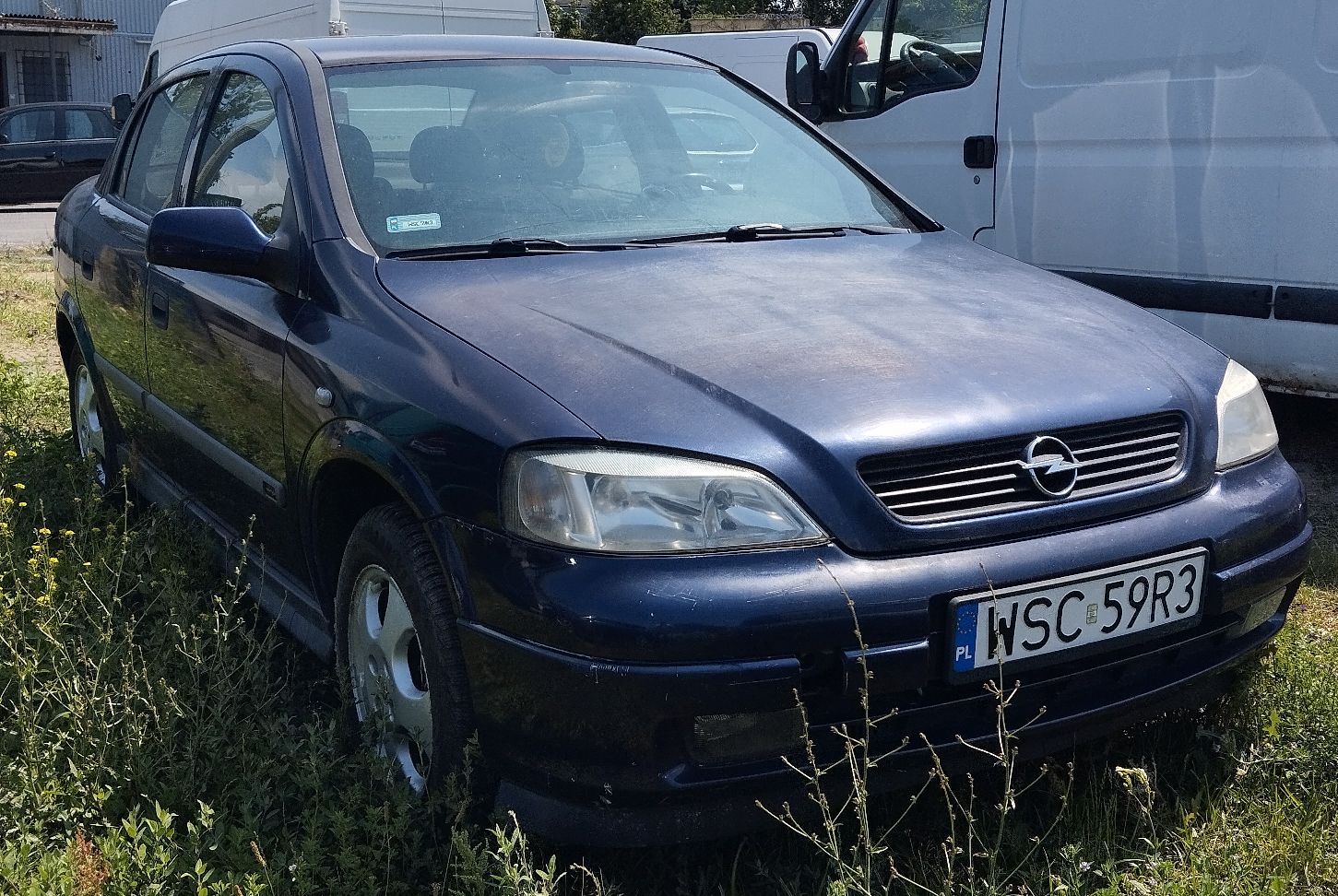 Opel Astra - zdjęcie 2