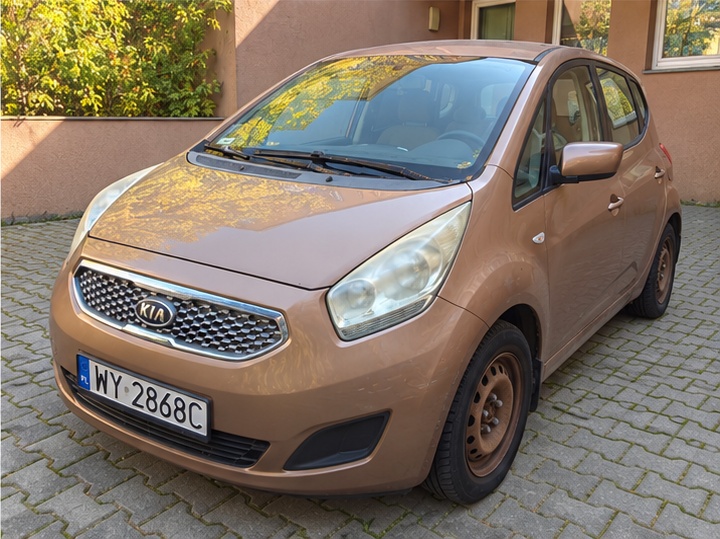 Kia Venga 2010 - zdjęcie 4