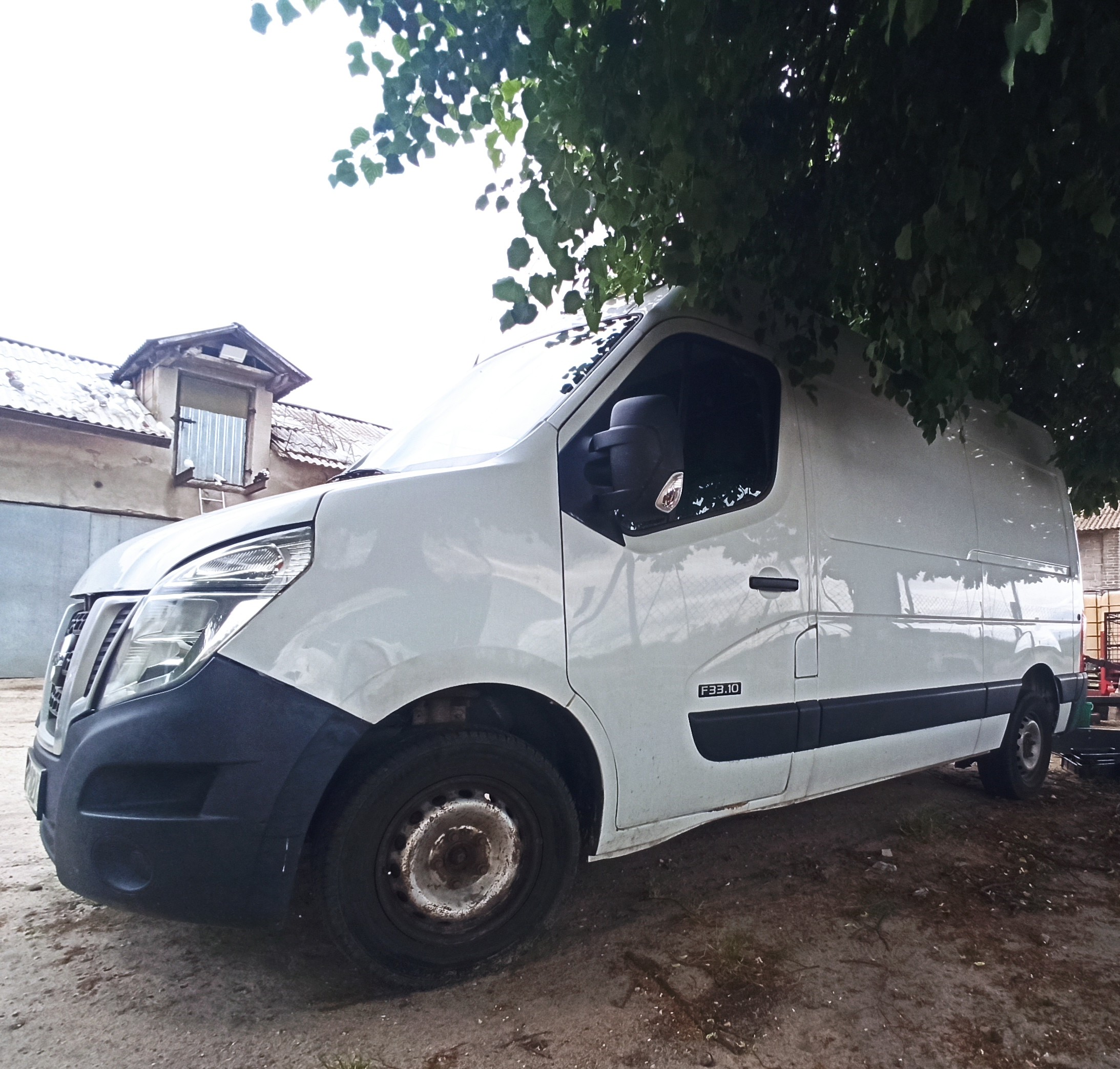Nissan NV400 - zdjęcie 2