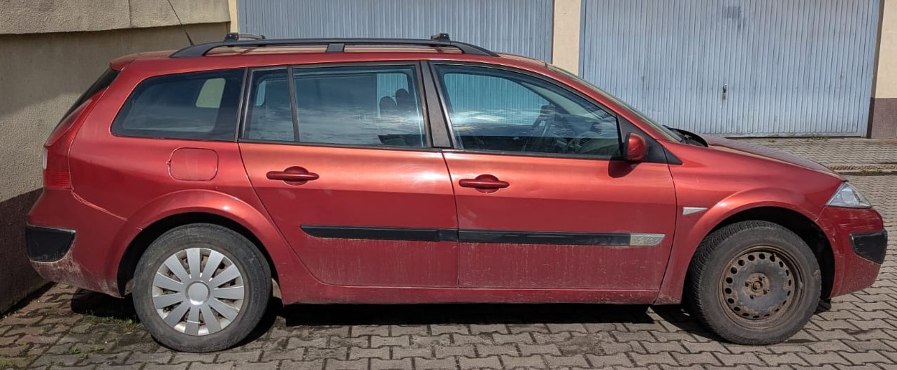 Renault Megane prawa strona
