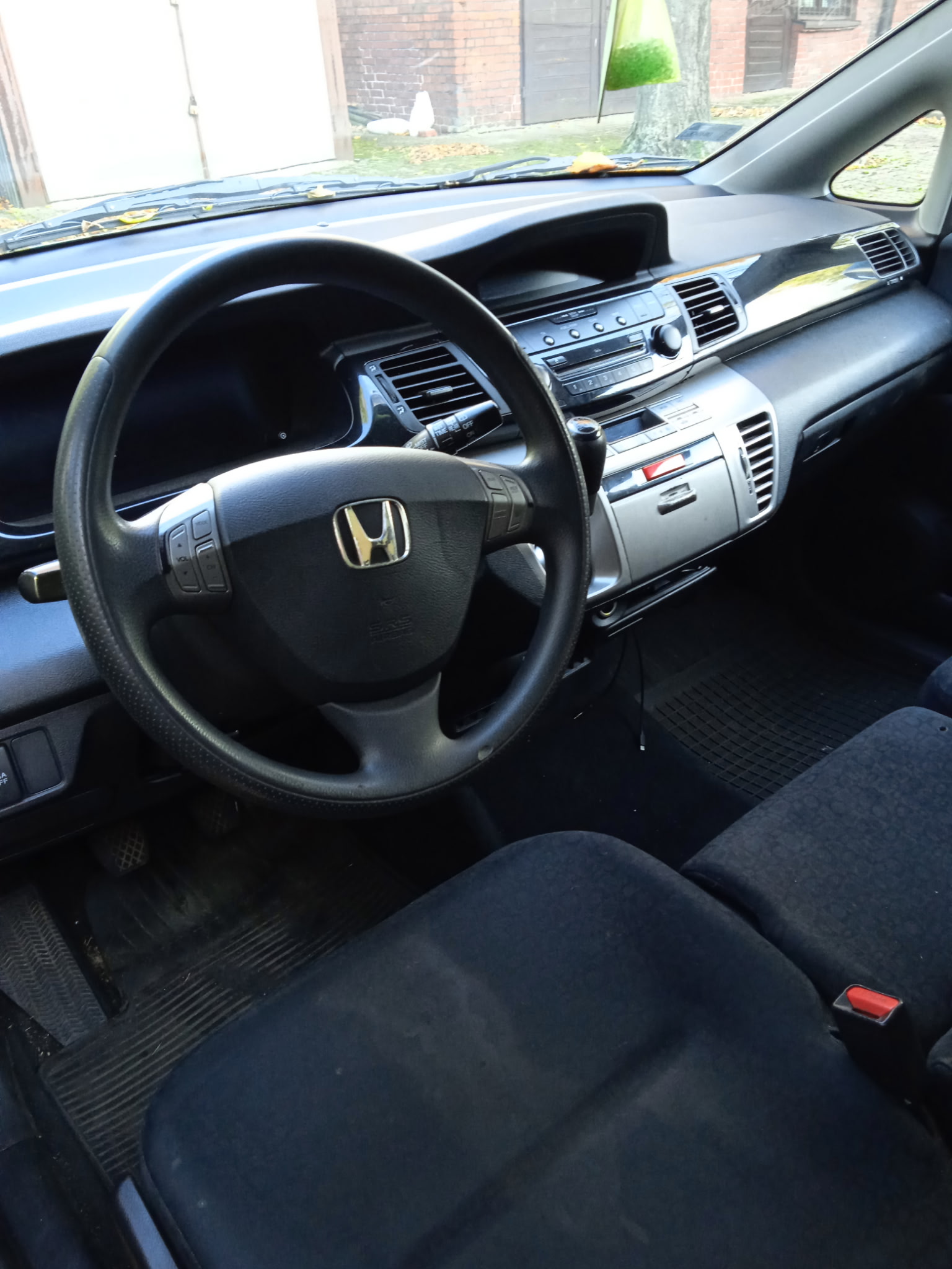 Honda FR-V - zdjęcie 2