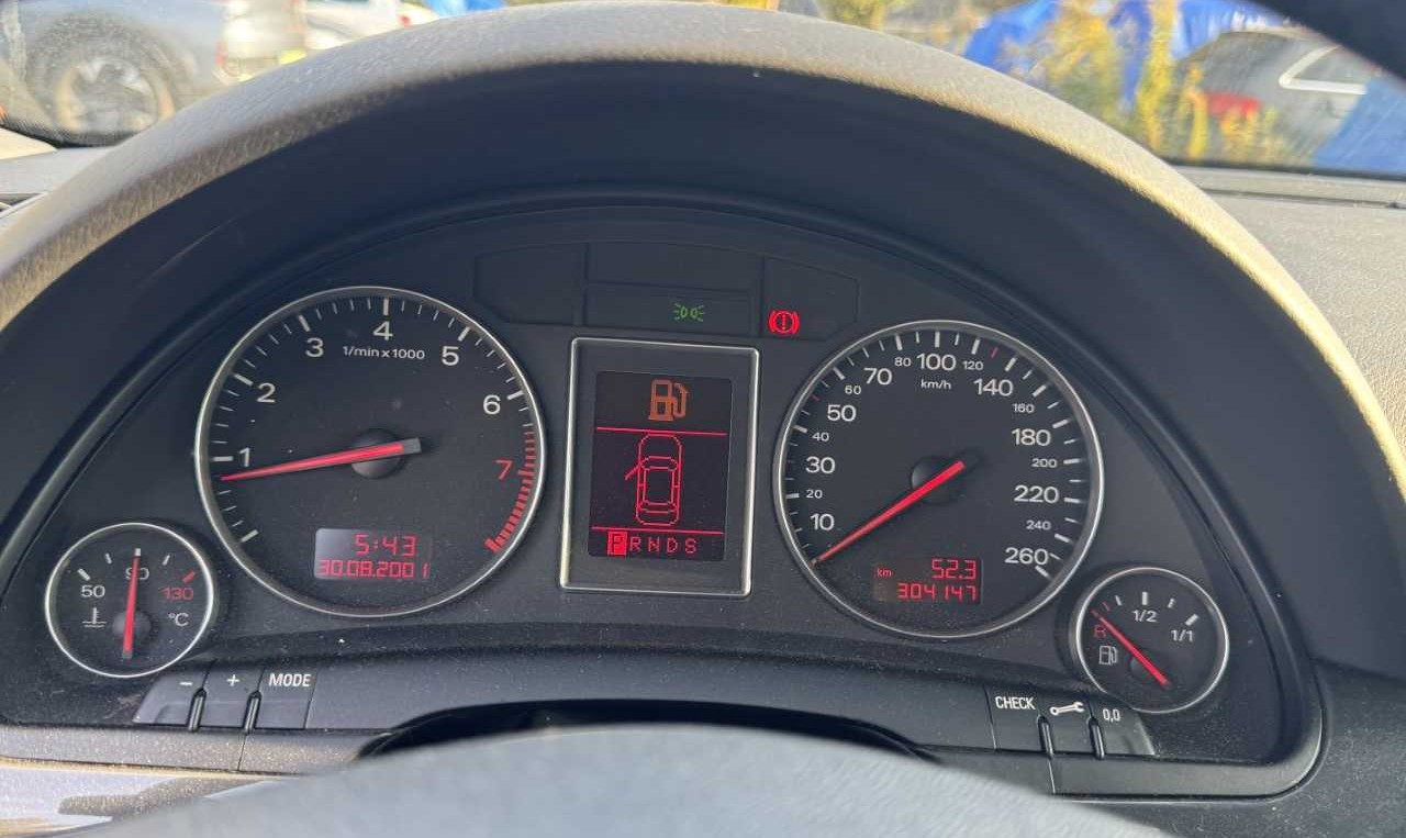 Audi A4 Quattro - zdjęcie 6