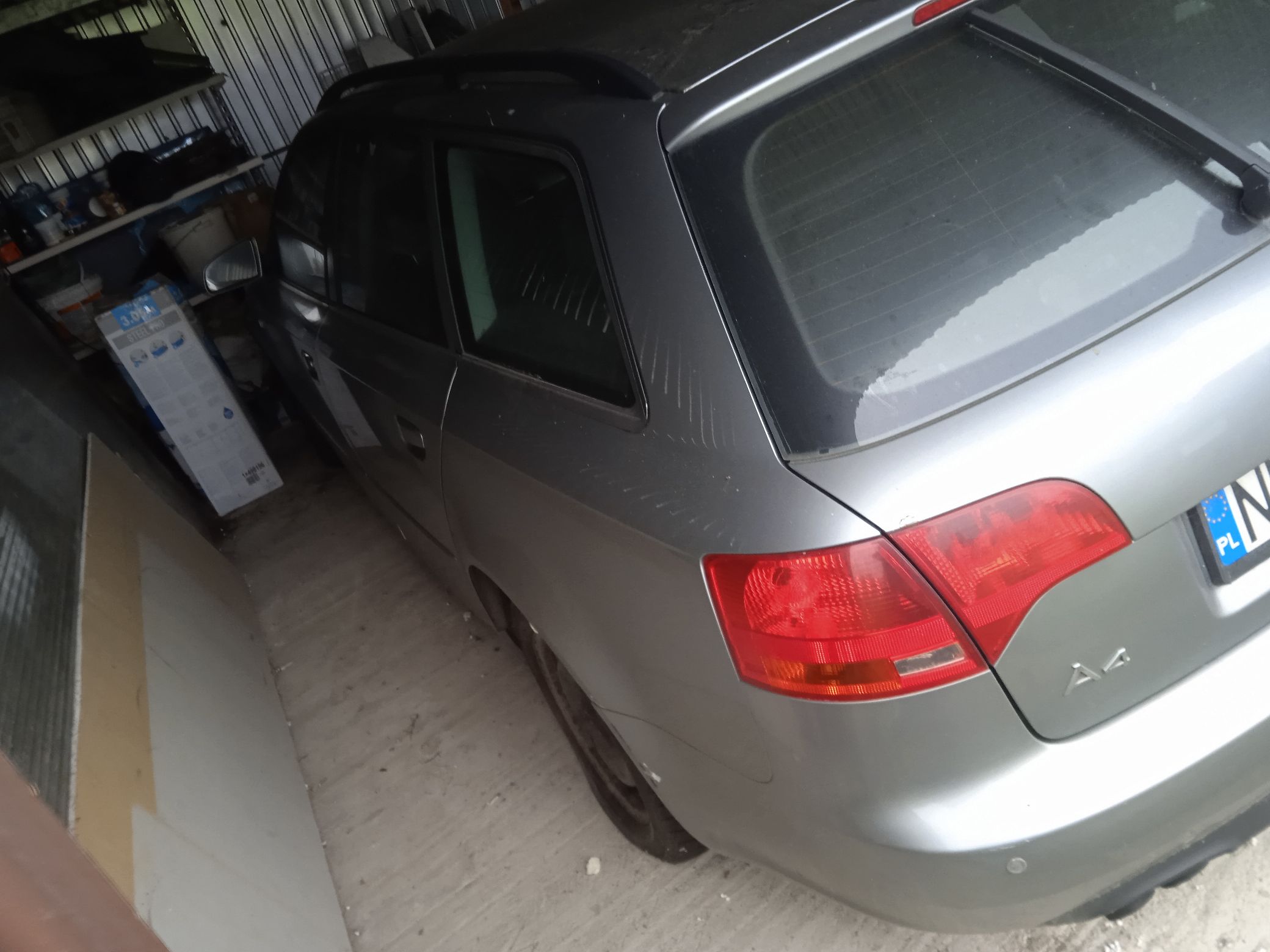 Audi A4 - zdjęcie 4