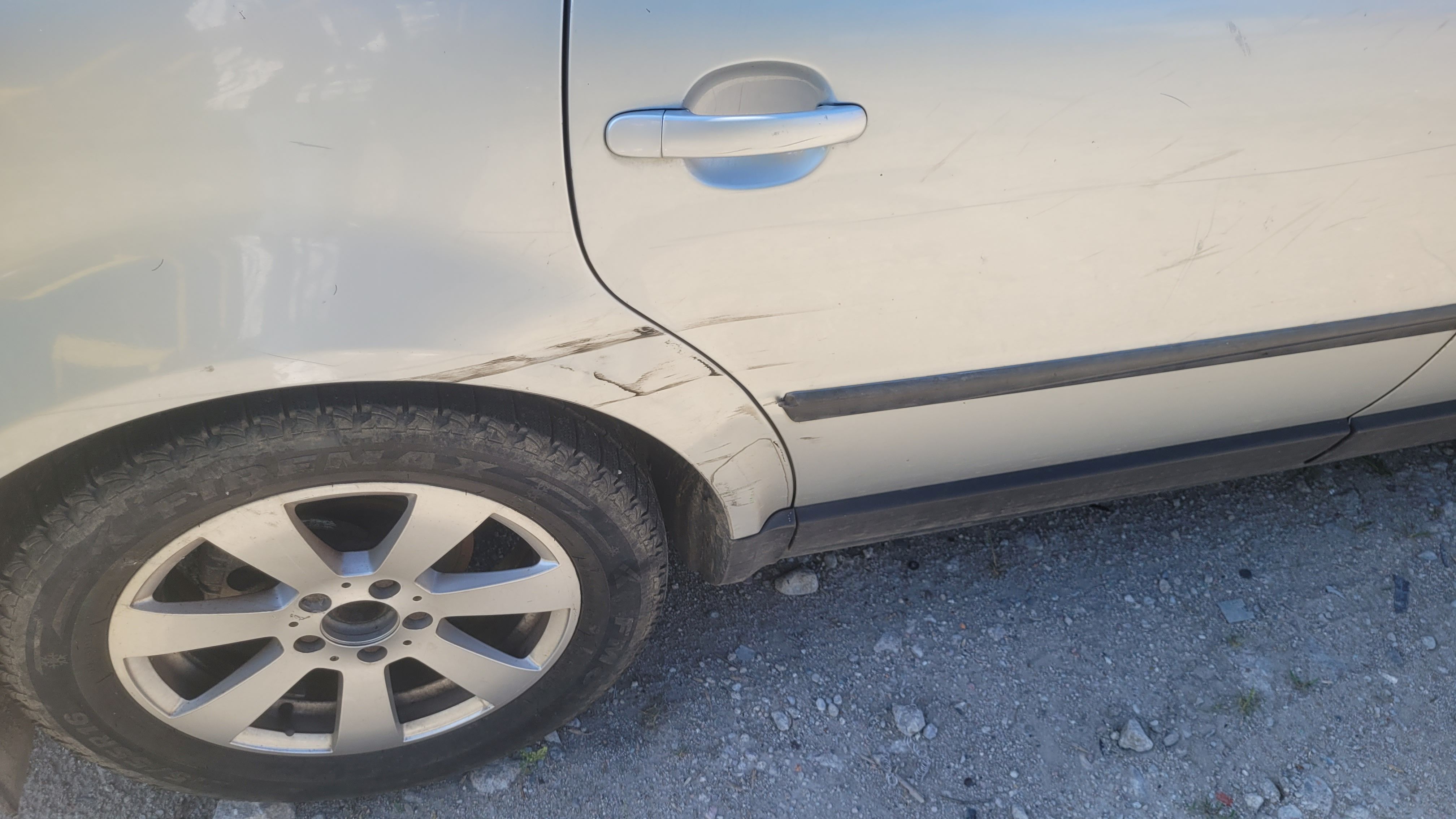 Volkswagen Passat 2003 - zdjęcie przedmiotu licytacji