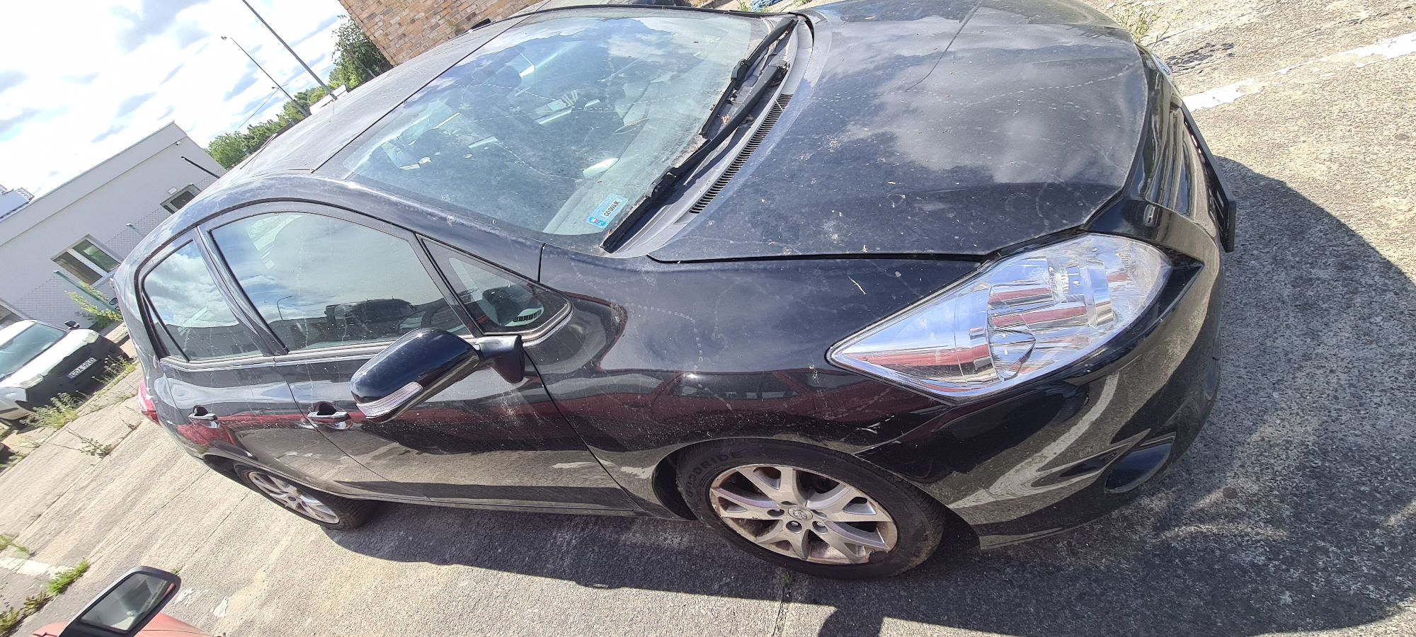 Toyota Auris - prawy bok