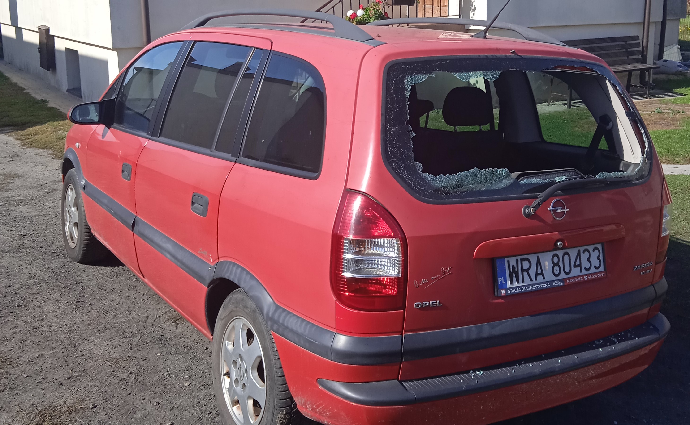 Opel Zafira - zdjęcie 1