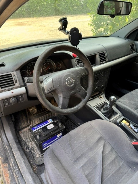 Opel Vectra Caravan - zdjęcie 2