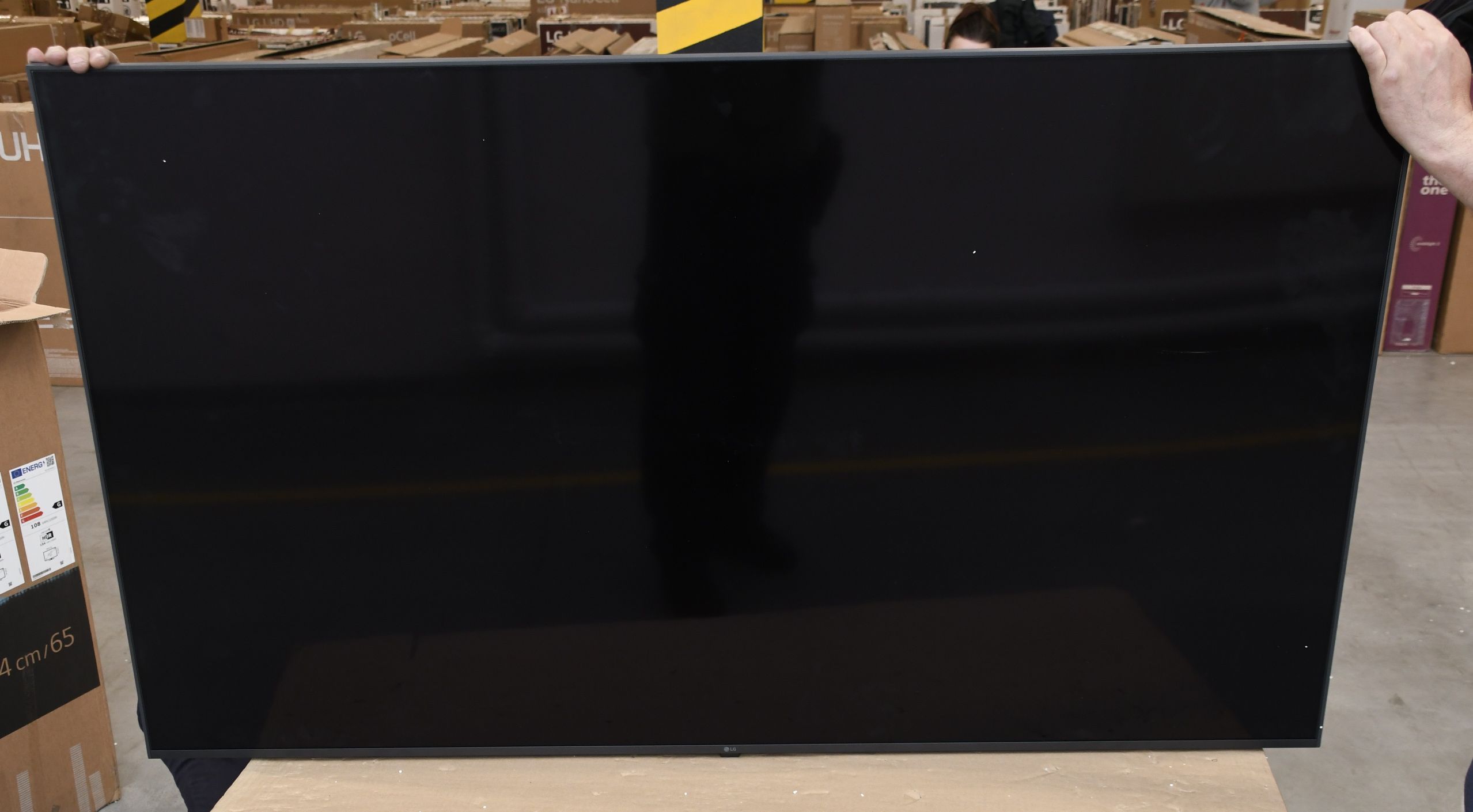 Zdjęcie ekranu telewizora LG 65UQ80006LB
