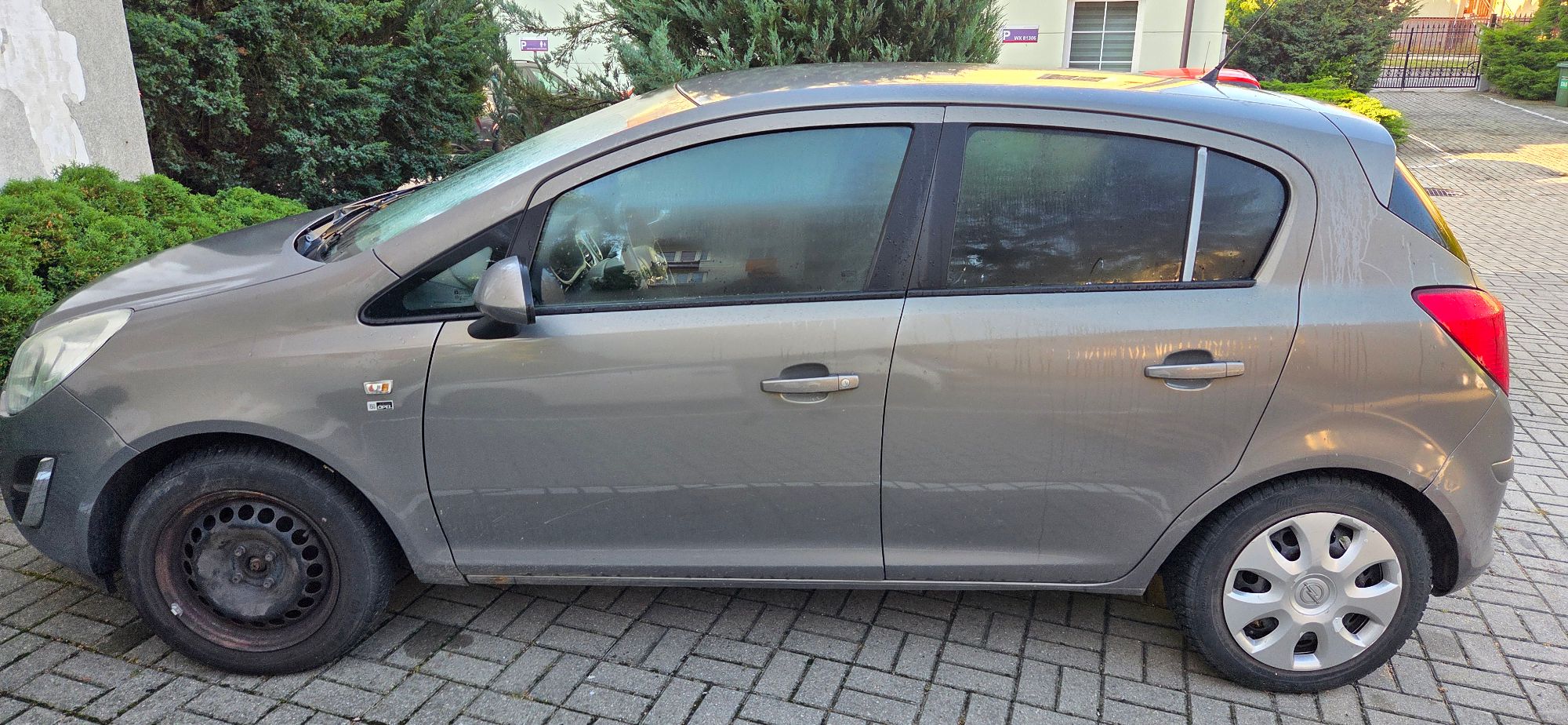 Opel Corsa 2012 - zdjęcie 3
