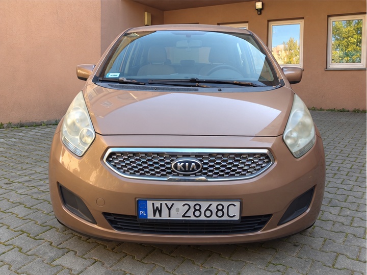 Kia Venga 2010 - zdjęcie 1
