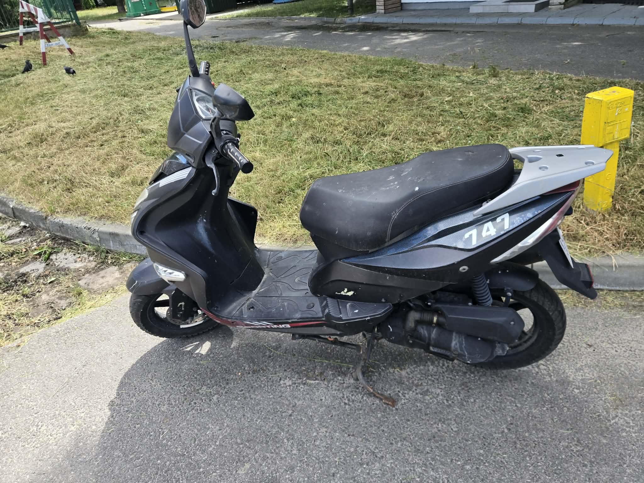 Widok lewej strony pojazdu