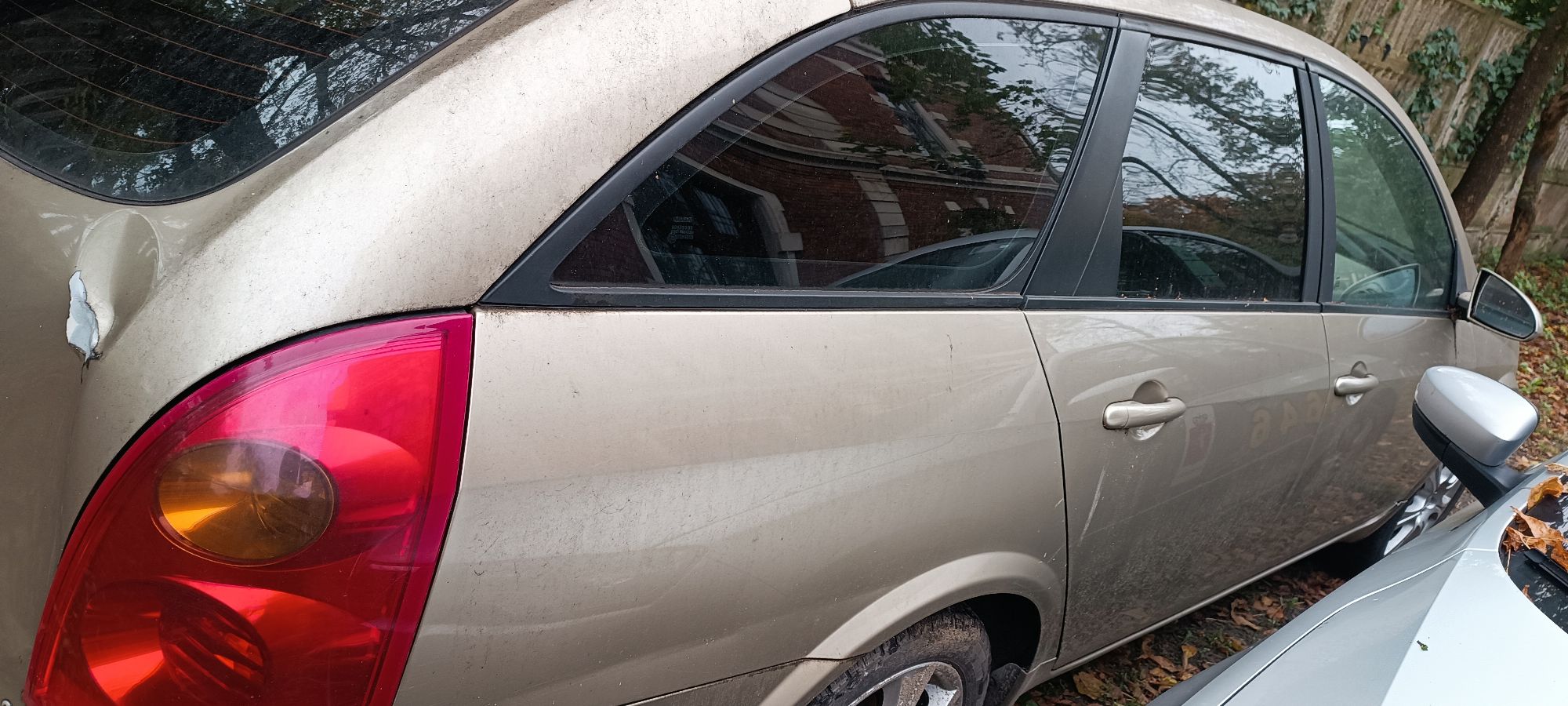 Nissan Primera - zdjęcie 2