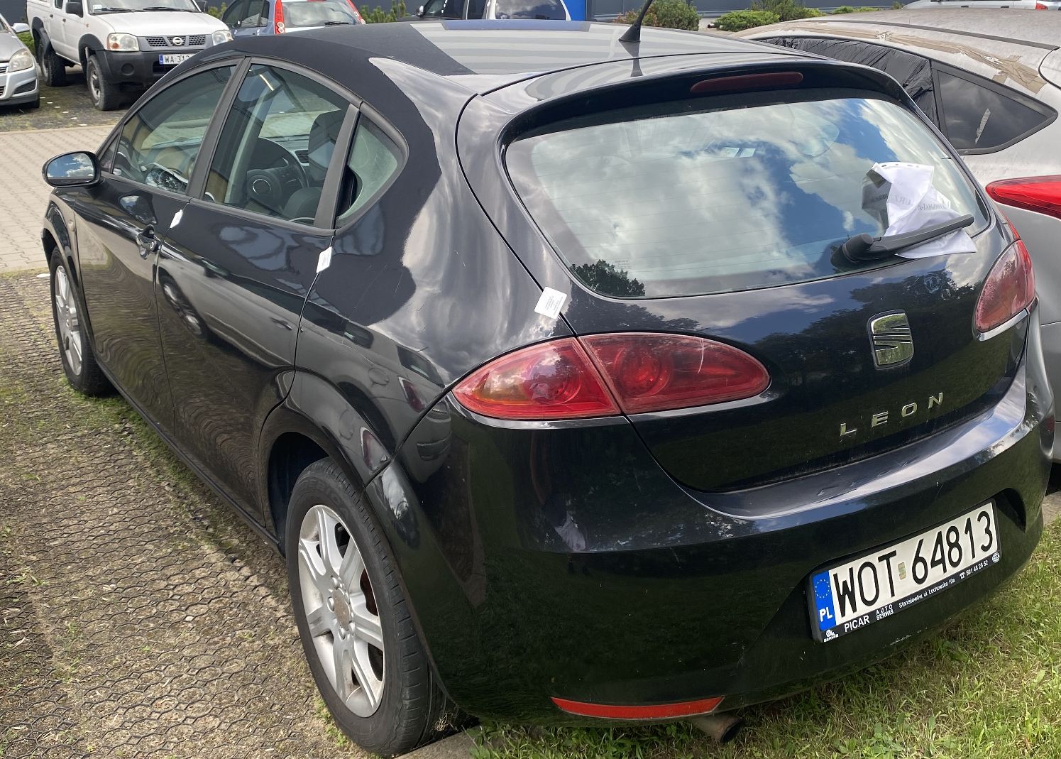 Seat Leon lewy tył