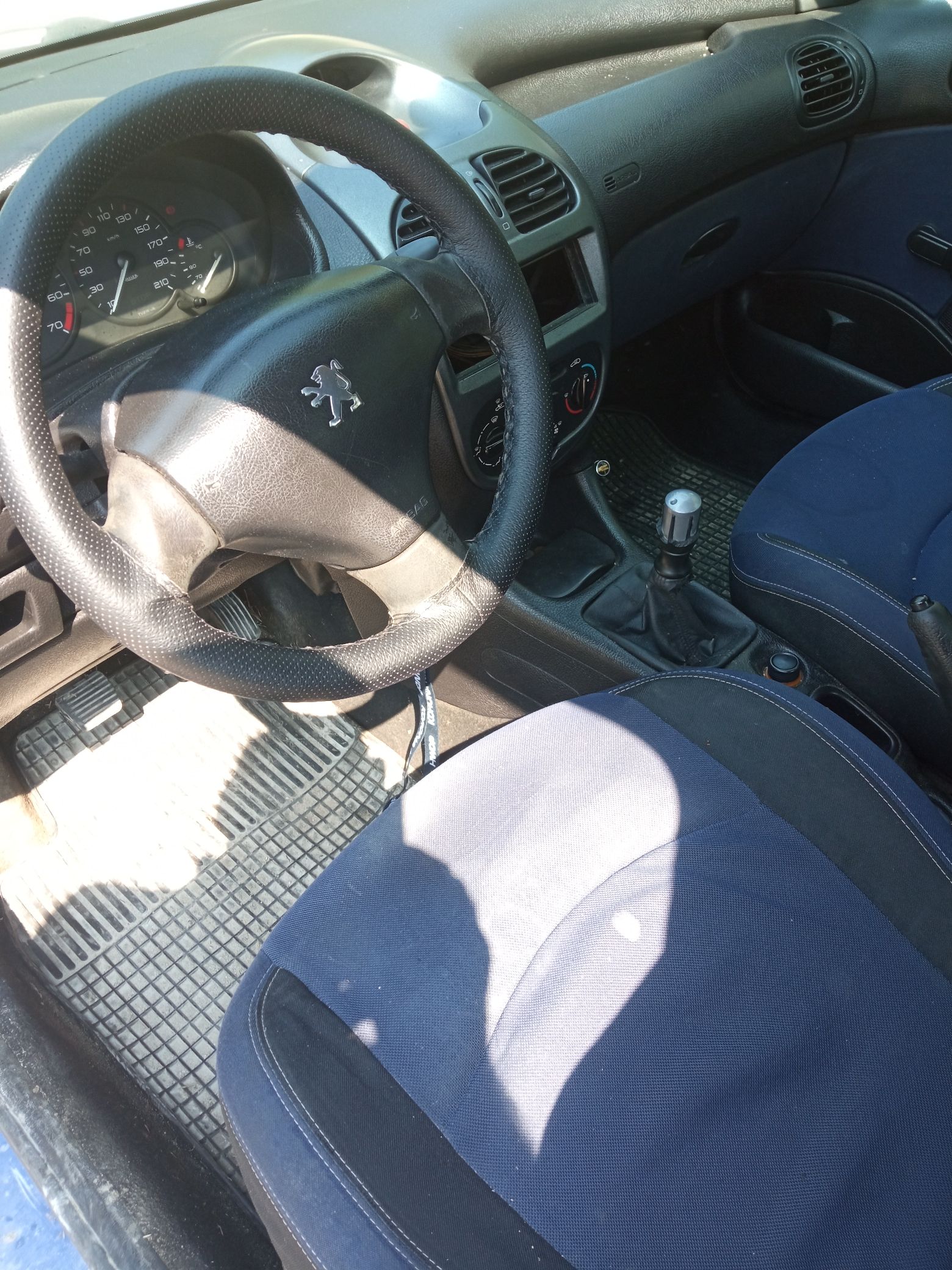 Peugeot 206 - zdjęcie 4