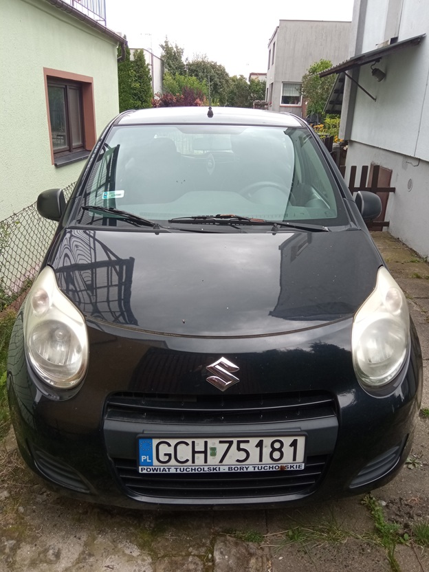 Suzuki Alto przód