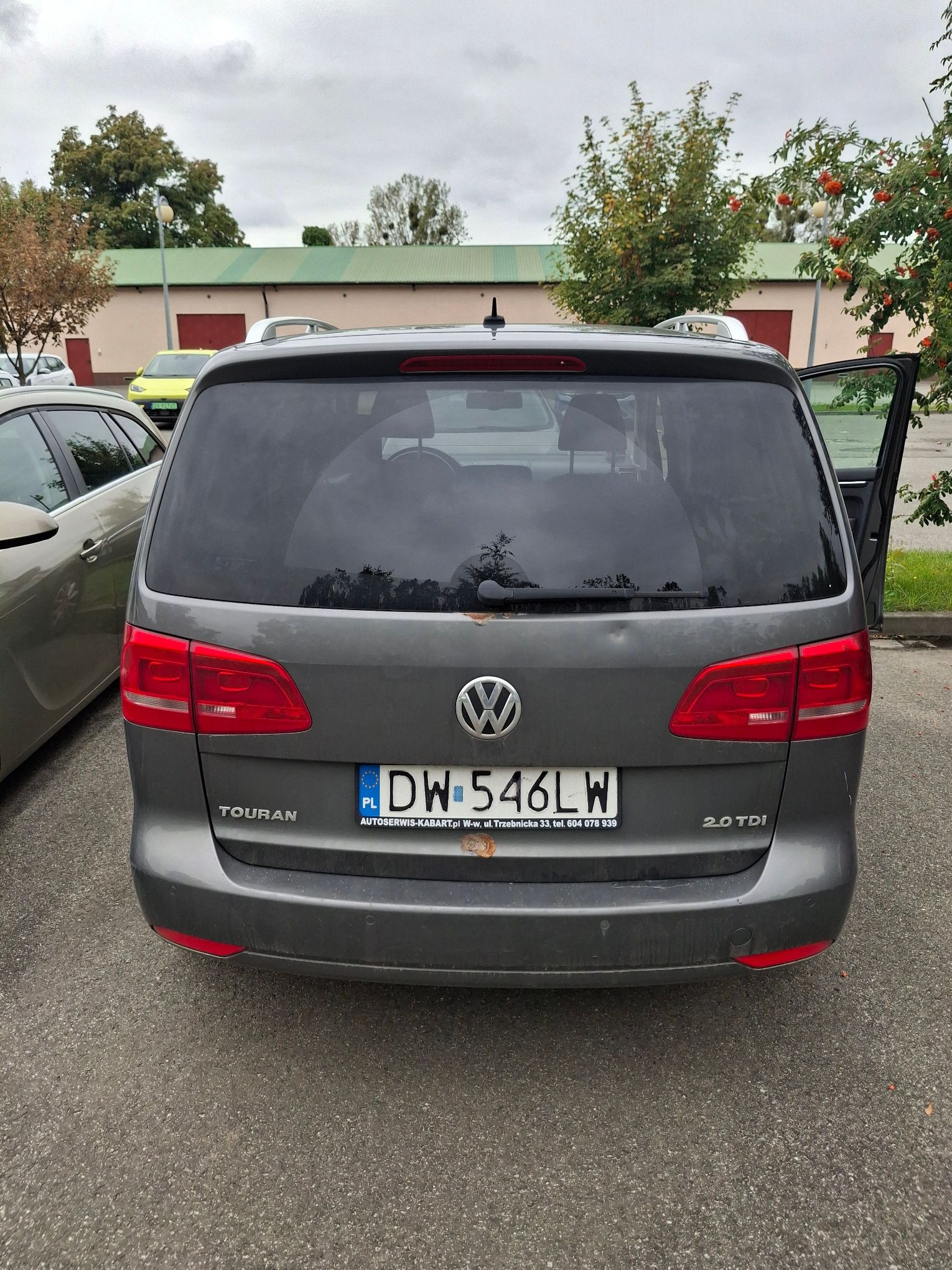 Volkswagen Touran 2011 - zdjęcie 3
