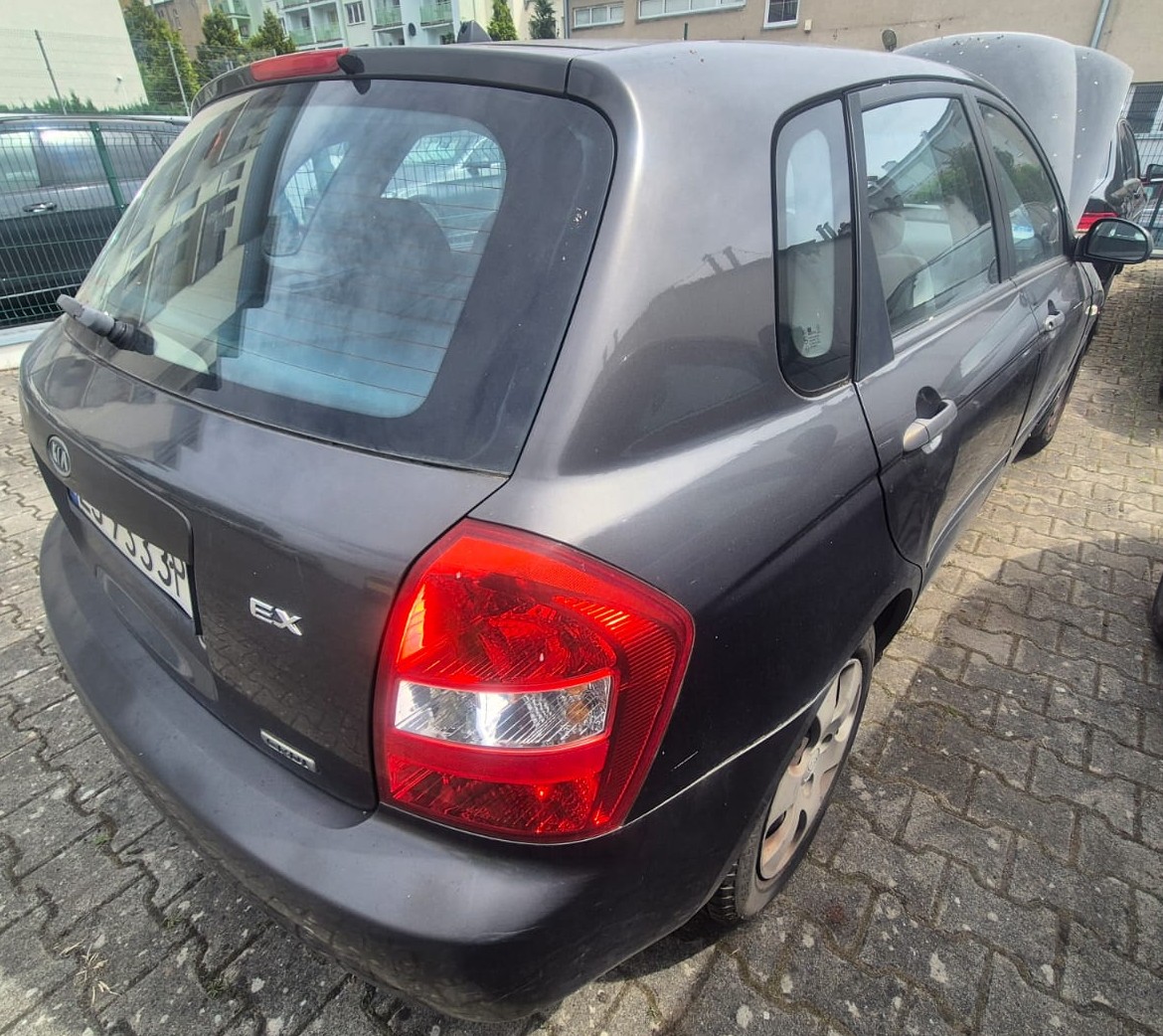 Kia Cerato - zdjęcie 5