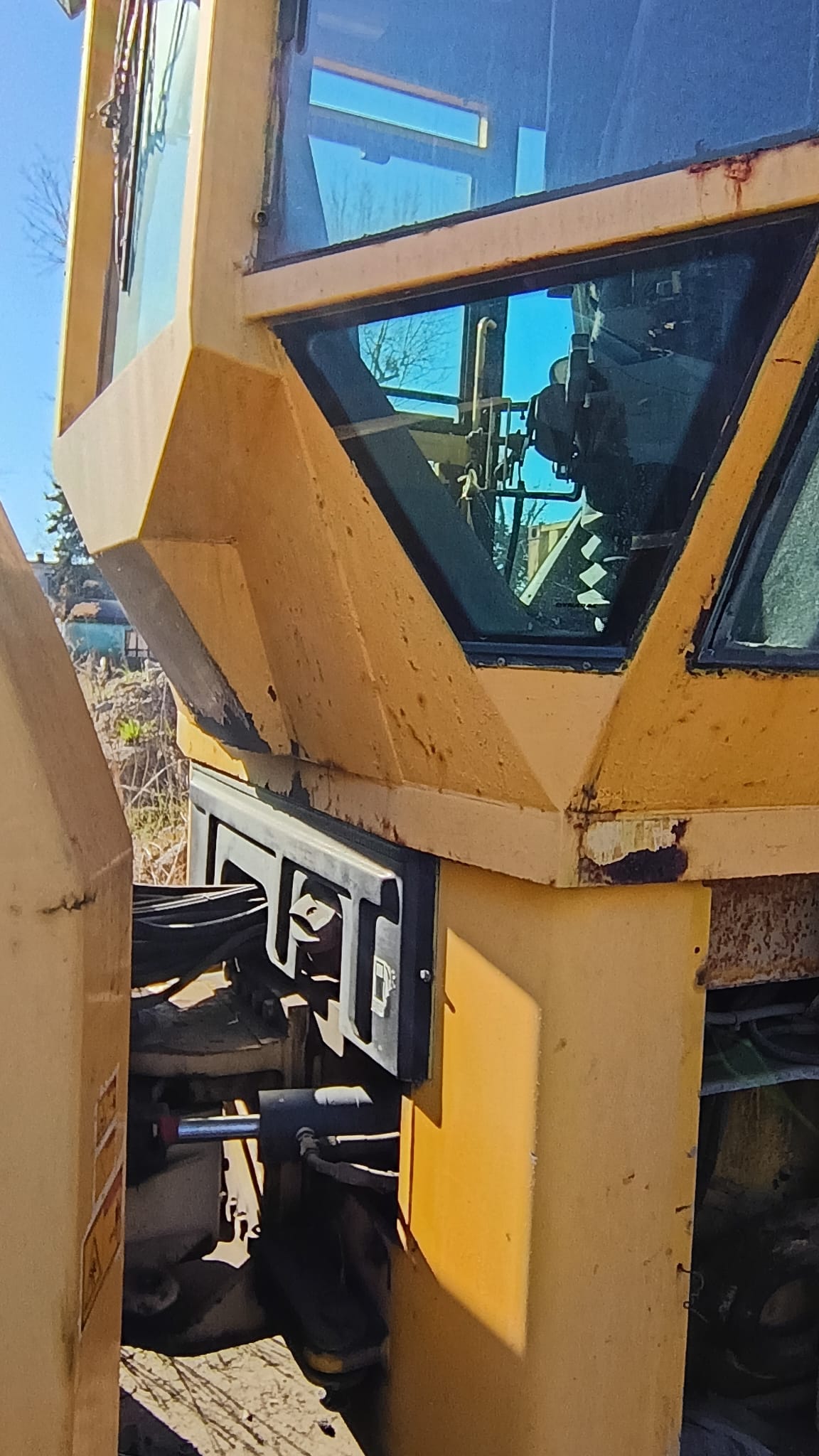 Walec CC432 - przegub między kabiną a częścią roboczą