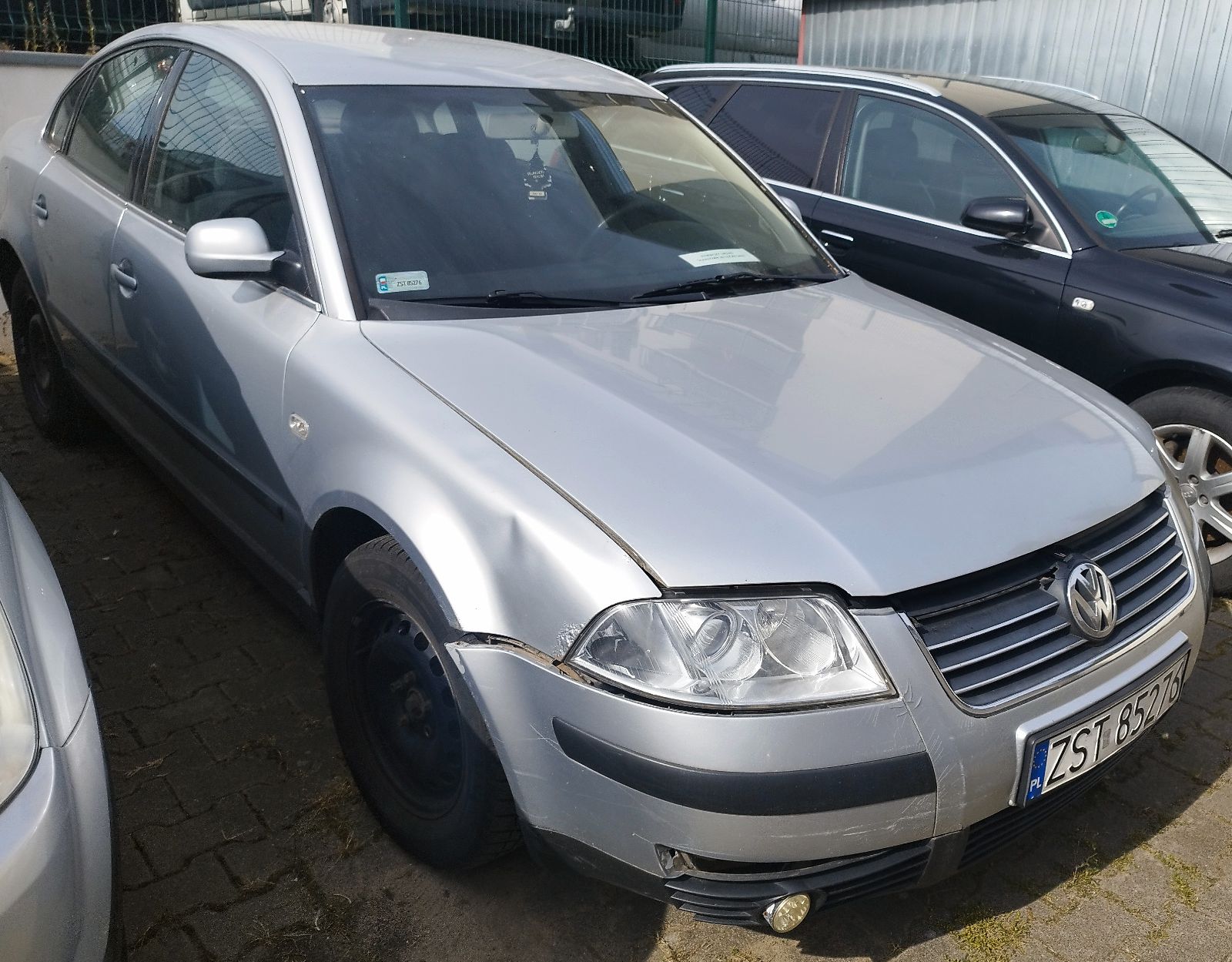 Volkswagen Passat - zdjęcie 2