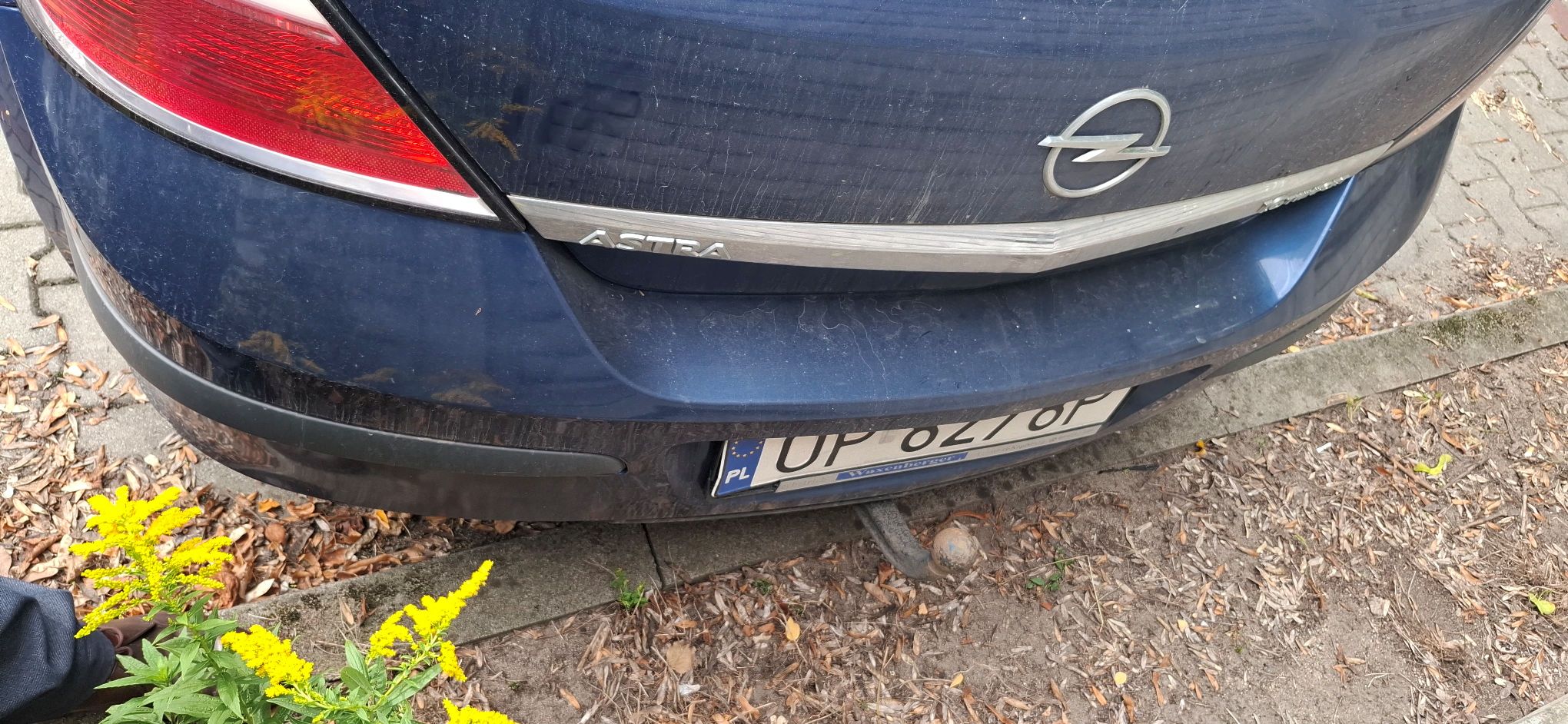 SAMOCHÓD OSOBOWY OPEL ASTRA HATCHBACK 2004 ROK
