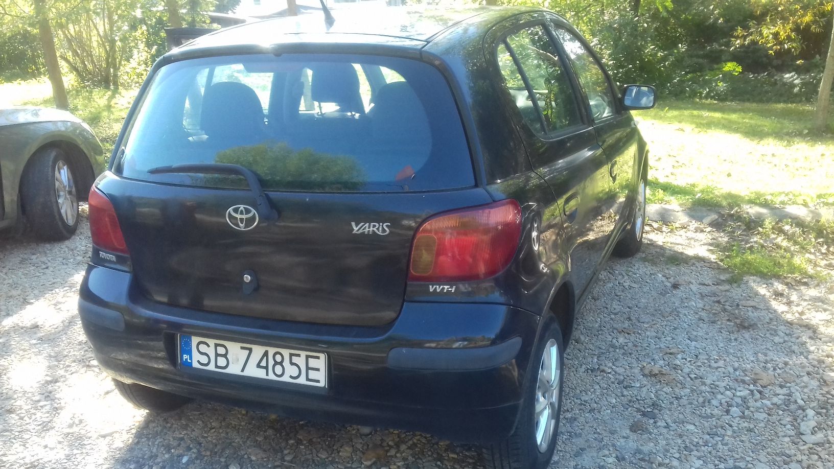 tył