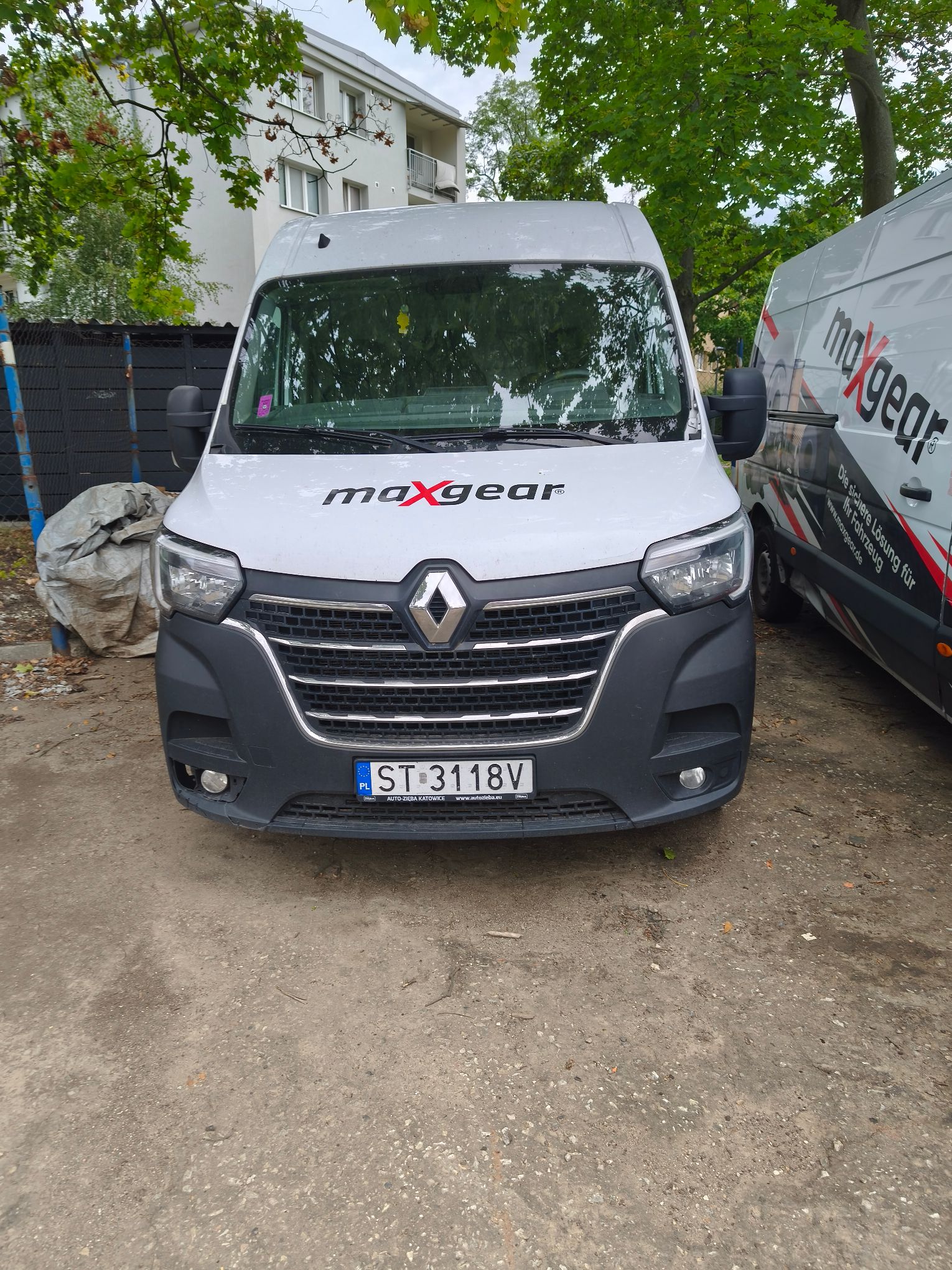 Renault Master - zdjęcie 1
