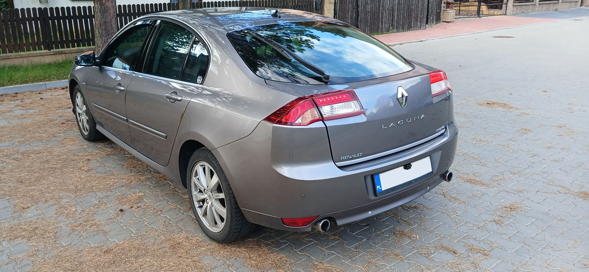 Renault Laguna - zdjęcie 4