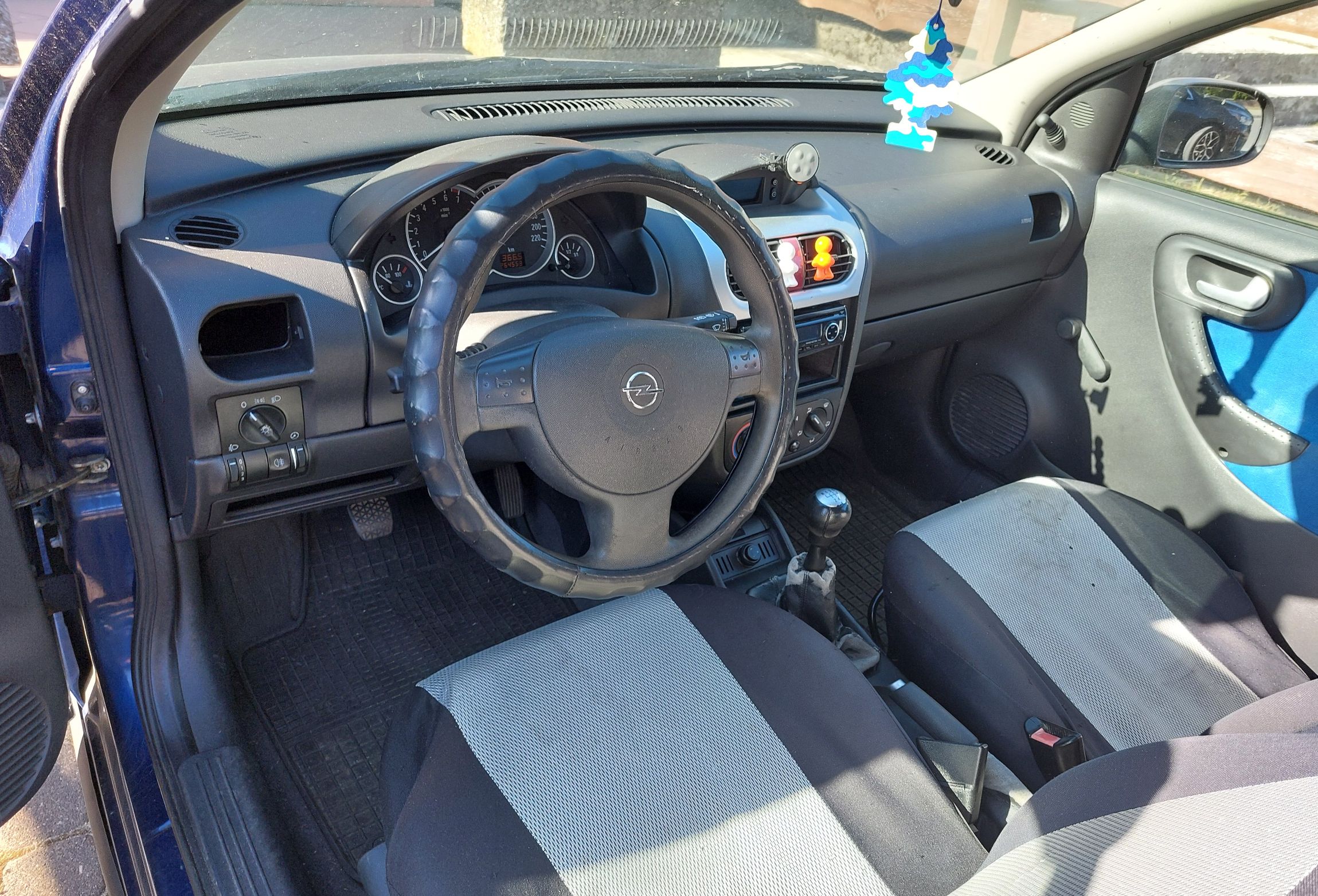 Wnętrze pojazdu Opel Corsa