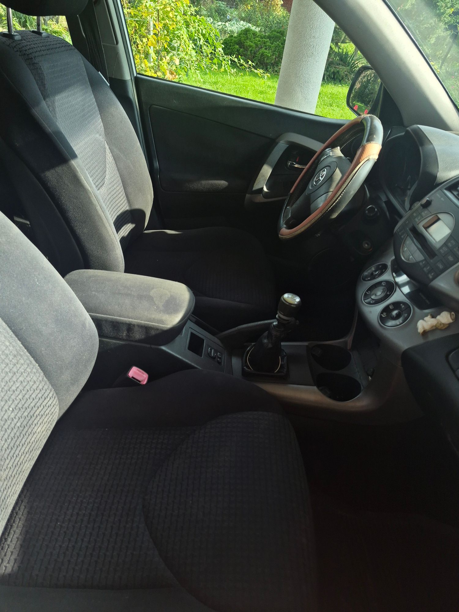 Toyota RAV 4 - wnętrze