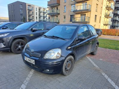 Toyota Yaris 2005 - zdjęcie 2