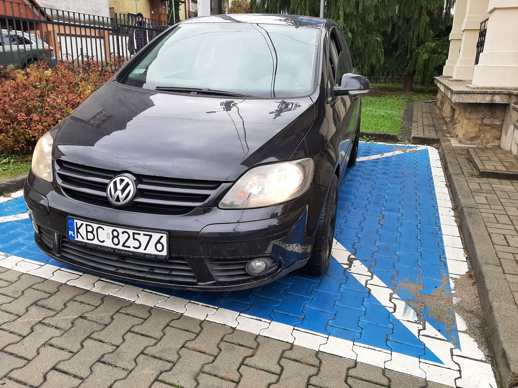 Volkswagen Golf Plus - widok z przodu