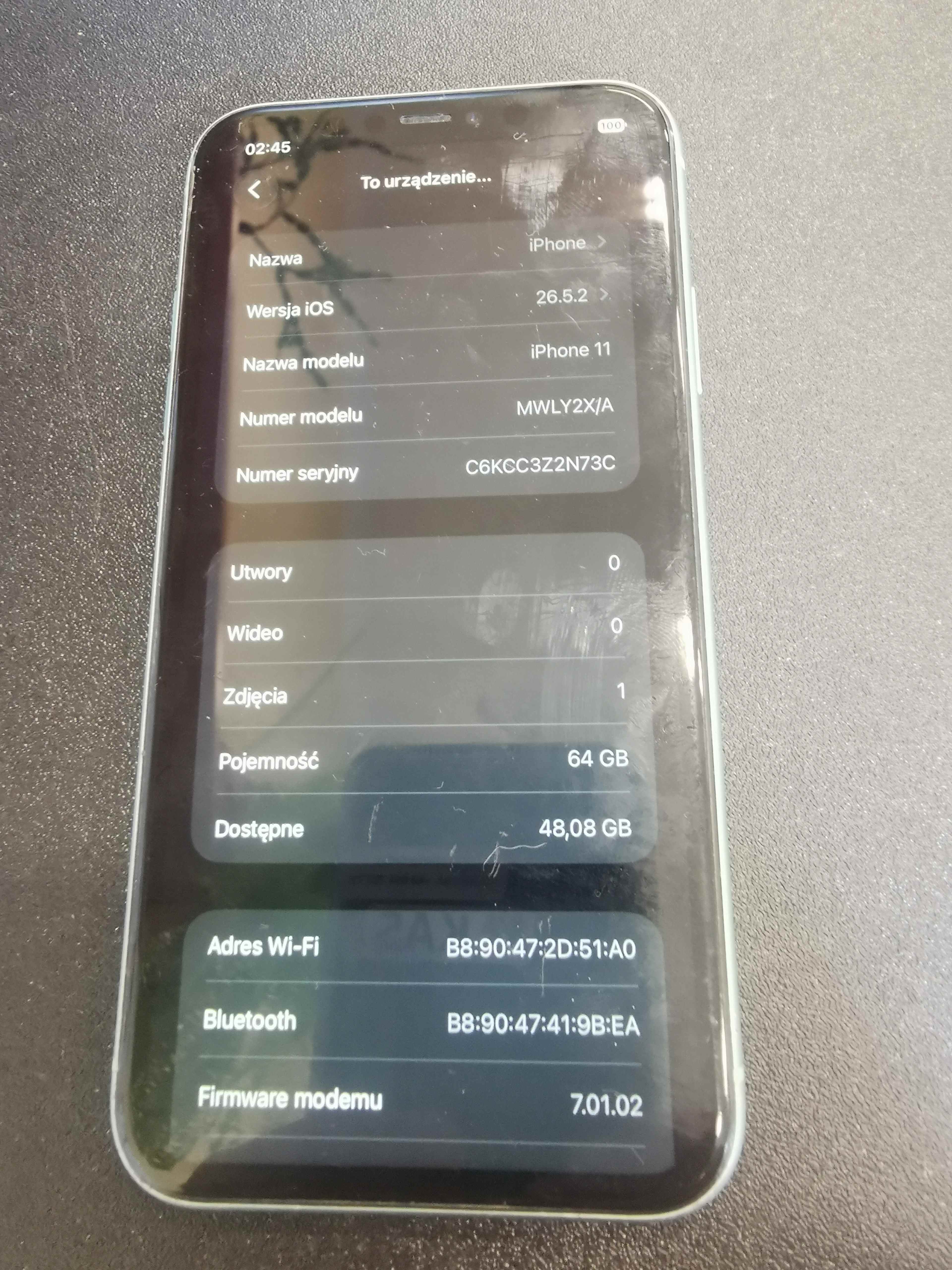 Telefon iPhone 11 64 GB