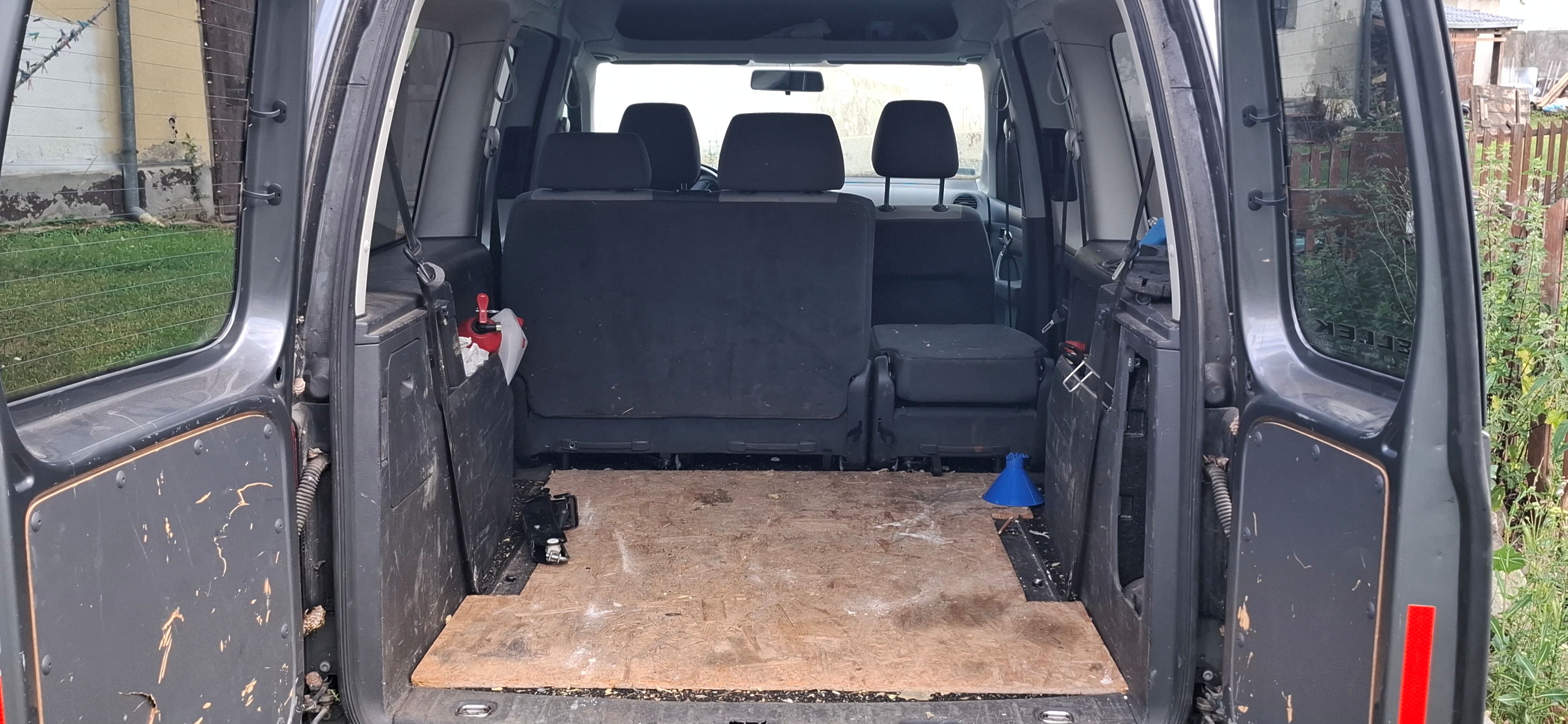 Volkswagen Caddy - zdjęcie 3