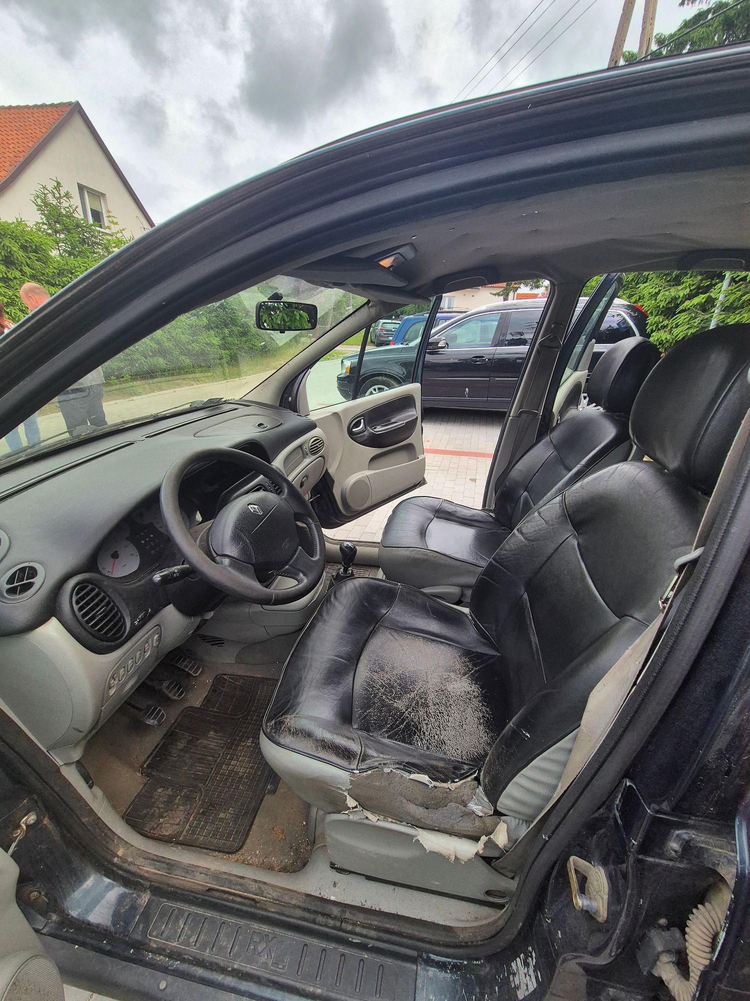Renault Mégane - zdjęcie przedmiotu 3