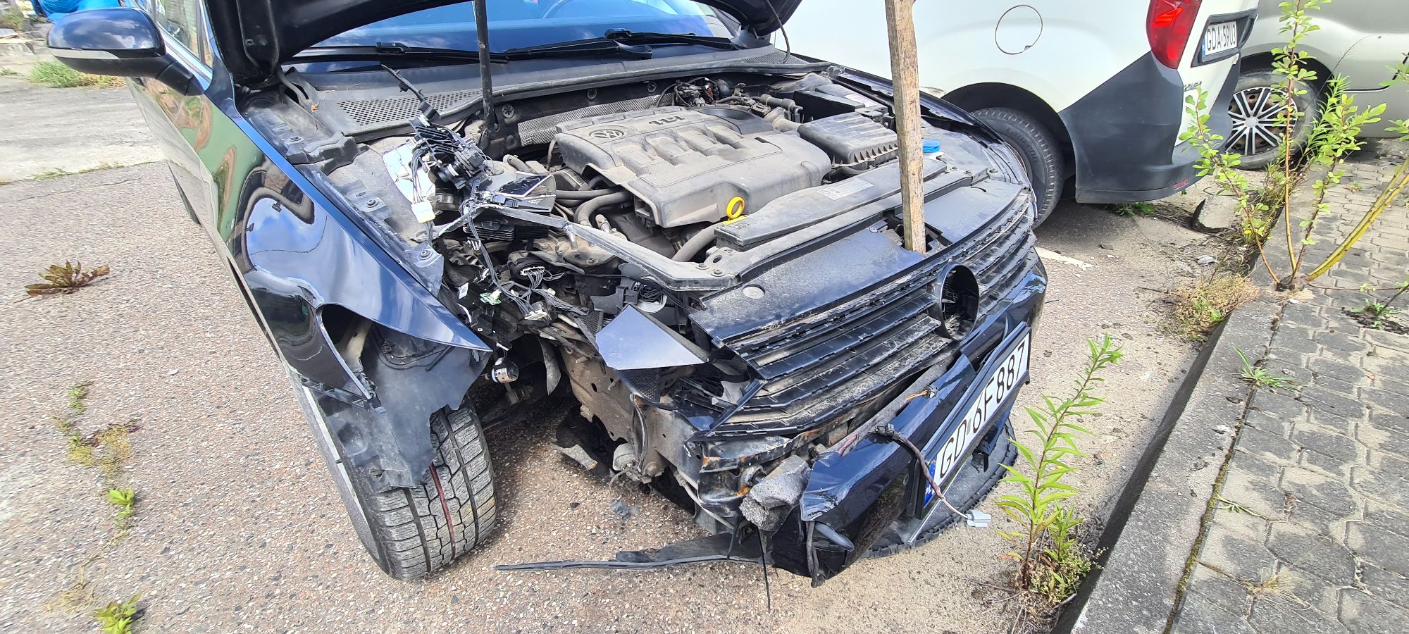 Prawy przód - Volkswagen Passat