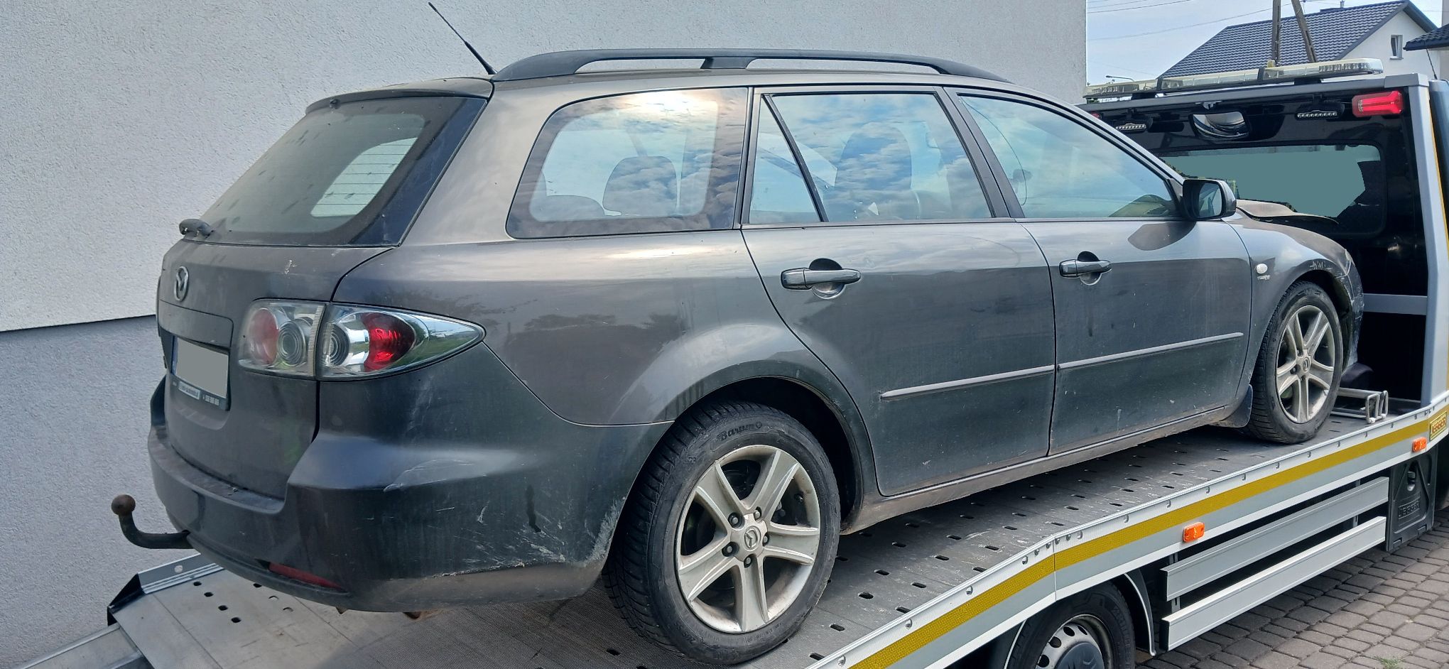 Mazda 6 - zdjęcie 1
